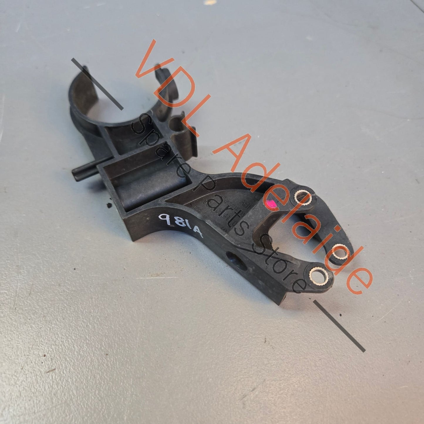 99110641303 Porsche 911 Cayman Boxster Bracket for Coolant Pipe Front Tub 99110641303