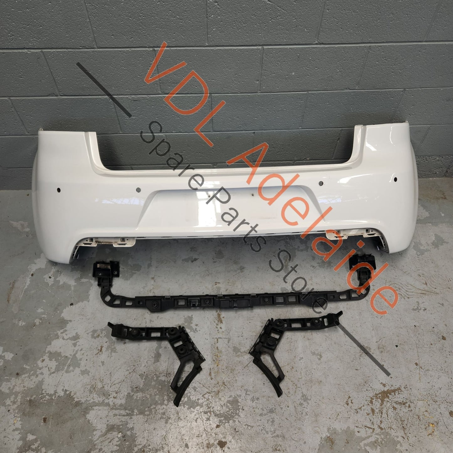 5K6807417L 5K6807417LGRU VW Golf R MK6 Rear Bumper Bar Cover Candy White B4B4 5K6807417L