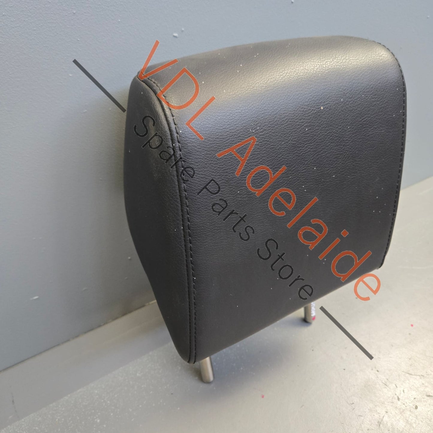 5K0885901AWYE 5K0885901AWYE VW Golf MK6 Rear Seat Headrest Leather Suits left or right position 5K0885901A WYE