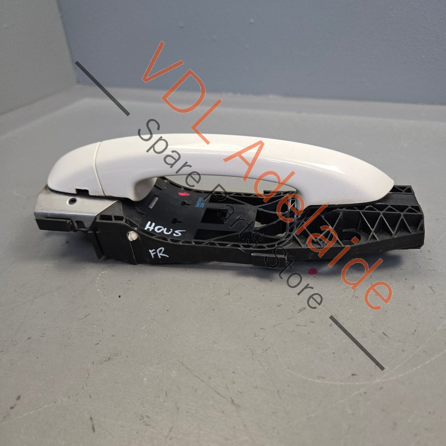 5N0837885H 1K8837206E VW Golf MK6 Front Right Drivers Door Exterior Handle 5N0837885H 1K8837206E B4B4 Candy White (LB9A)