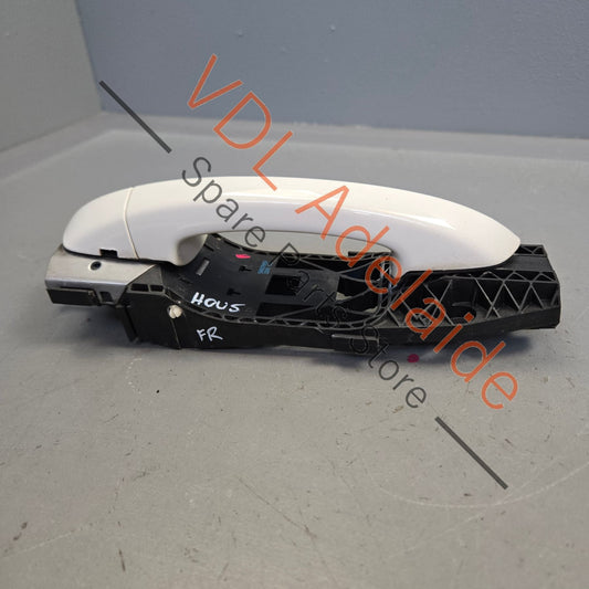 5N0837885H 1K8837206E   VW Golf MK6 Front Right Drivers Door Exterior Handle 5N0837885H 1K8837206E B4B4 Candy White (LB9A)