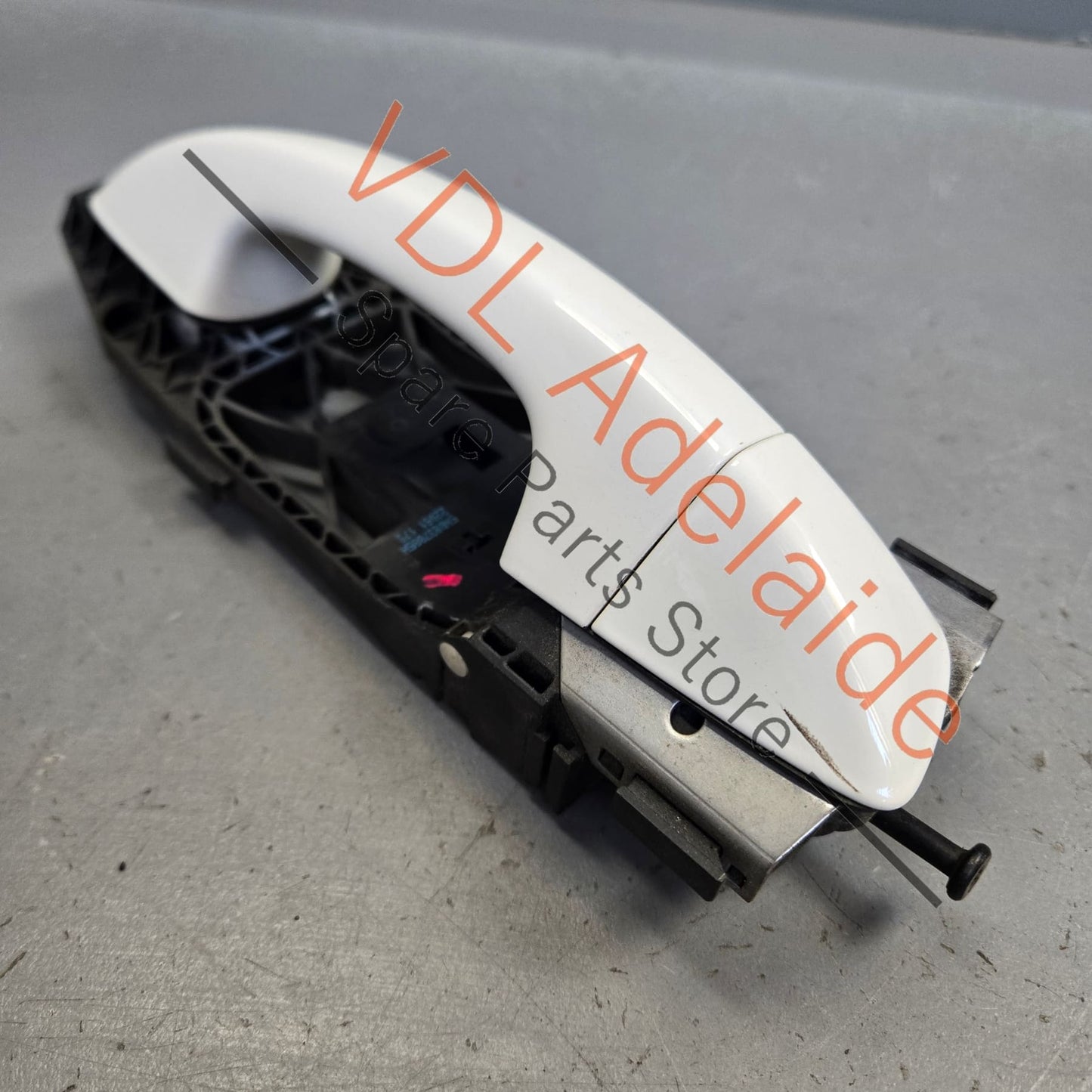 5N0837885H 1K8837206E VW Golf MK6 Front Right Drivers Door Exterior Handle 5N0837885H 1K8837206E B4B4 Candy White (LB9A)