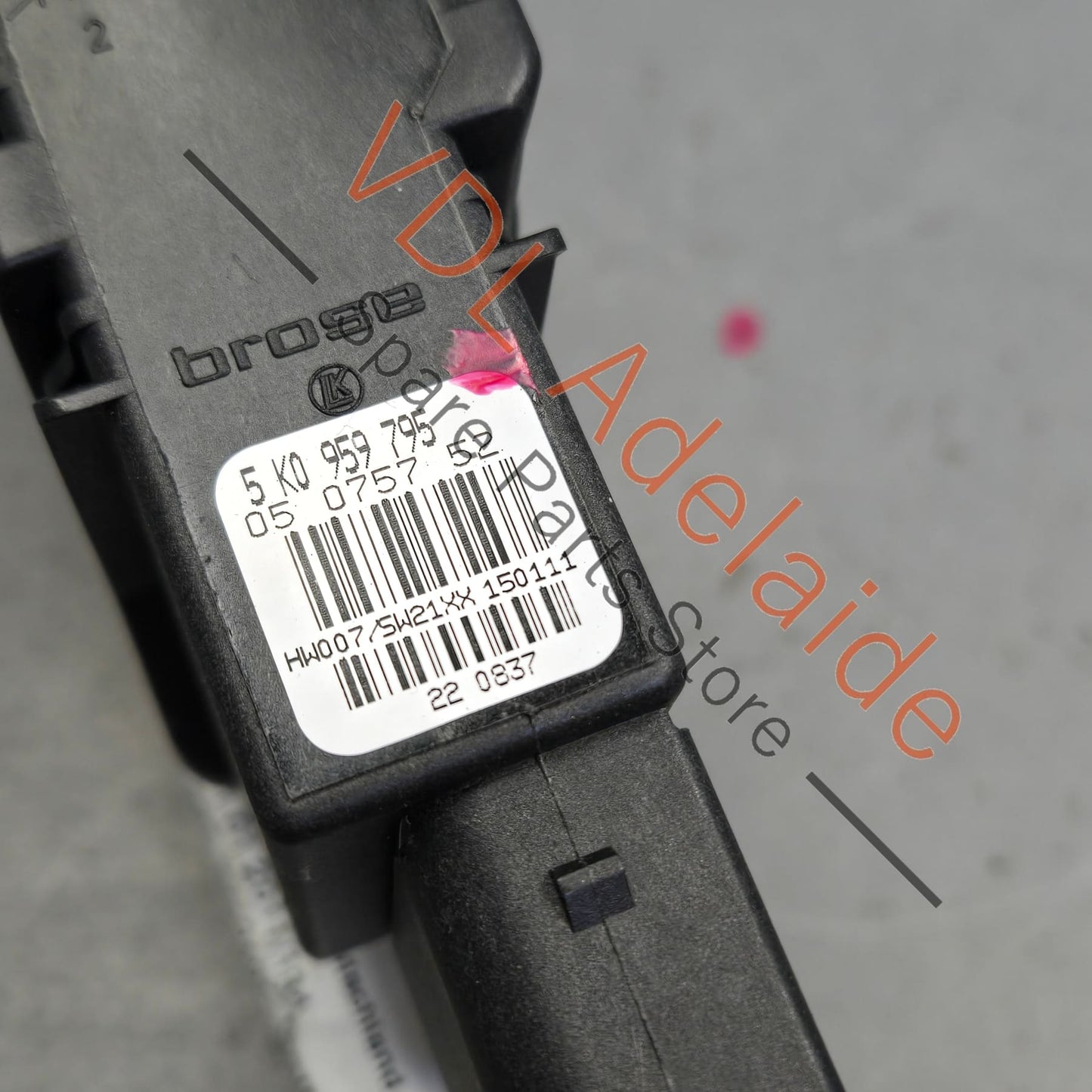 5K0959704D VW Volkswagen Jetta Golf MK6 Rear Right Window Regulator Motor 5K0959704D