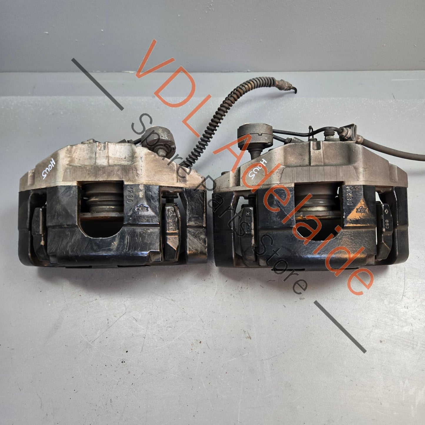 8P0615123A 8P0615124A Audi S3 Front Brake Caliper Set suit 345 x 30mm Rotor 8P0615123A 8P0615124A