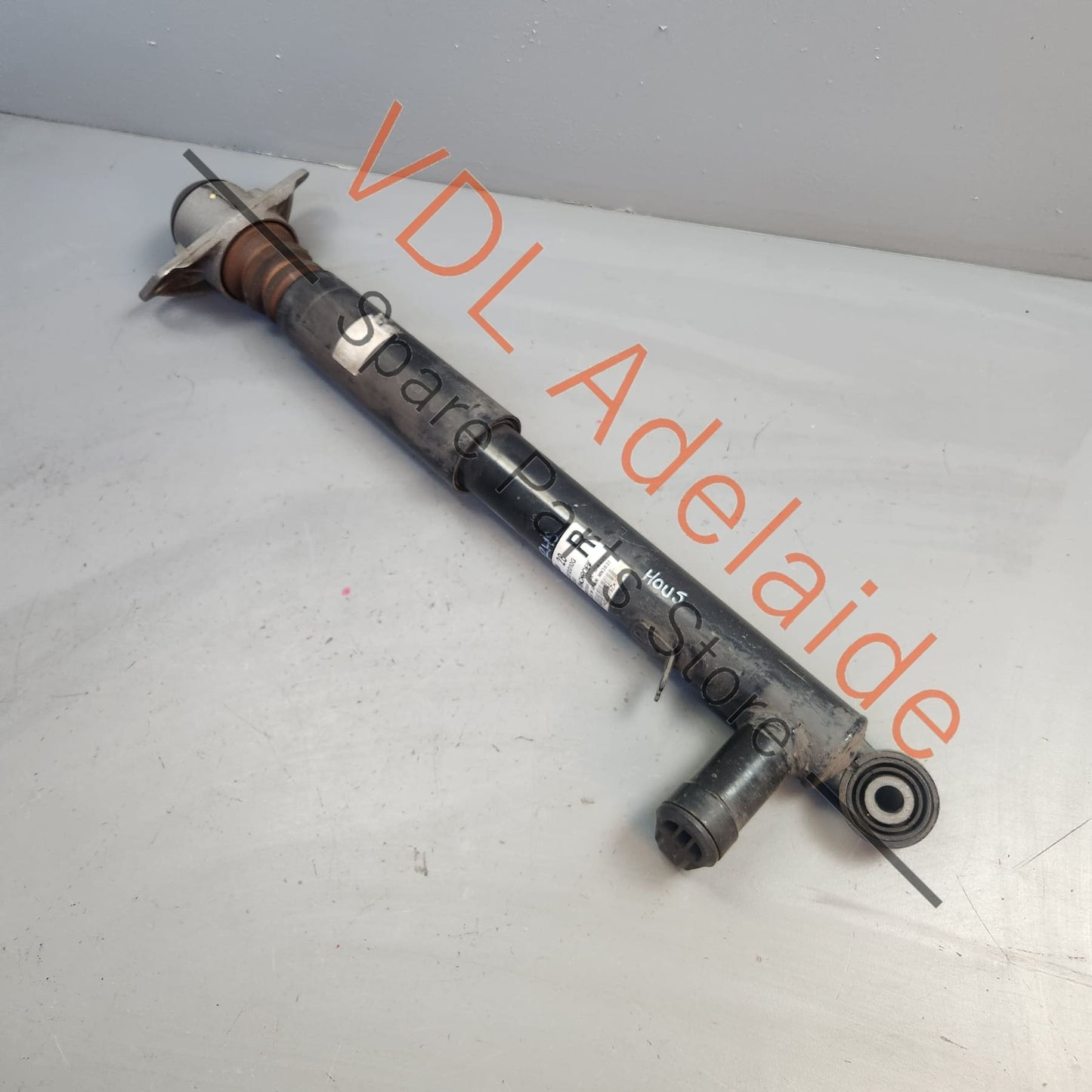 1K0513046B 1K0513010G Volkswagen Golf R Mk6 Rear Right Shock Absorber 1K0513046B 1K0513010G