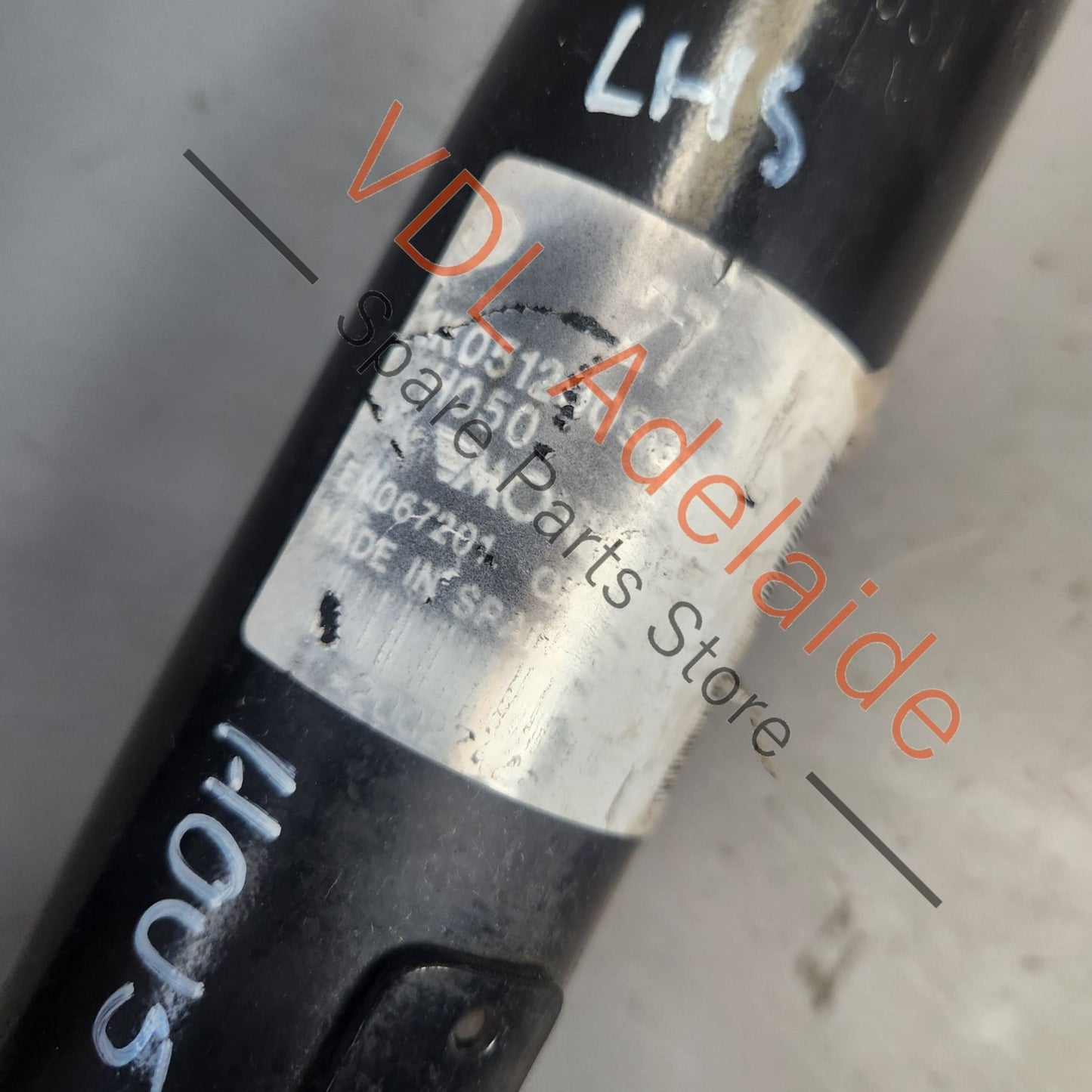 1K0513045B 1K0513009G Volkswagen Golf R Mk6 Rear Left Shock Absorber 1K0513045B 1K0513009G