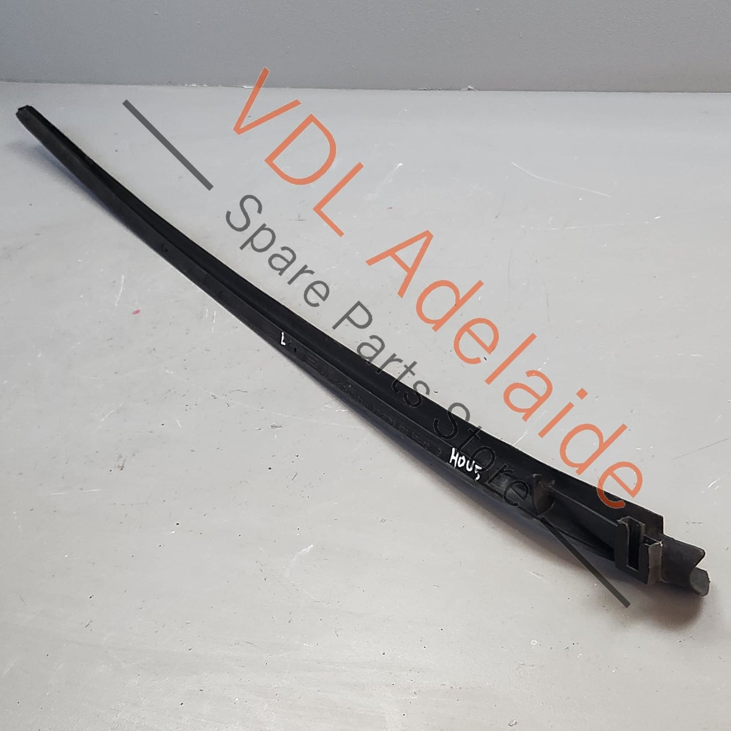 5K0854319 VW Golf MK6 LHS Left Windscreen Edge Strip Trim Moulding 5K0854319