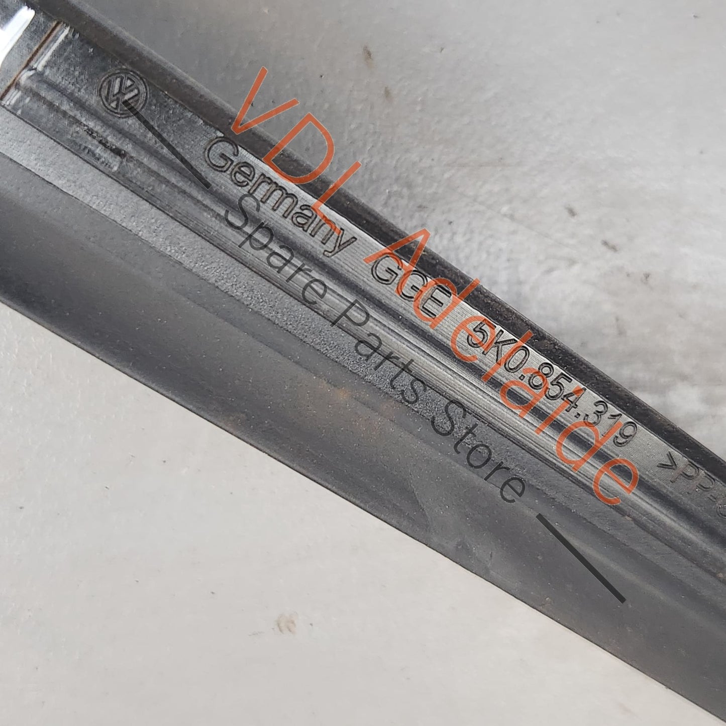 5K0854319 VW Golf MK6 LHS Left Windscreen Edge Strip Trim Moulding 5K0854319