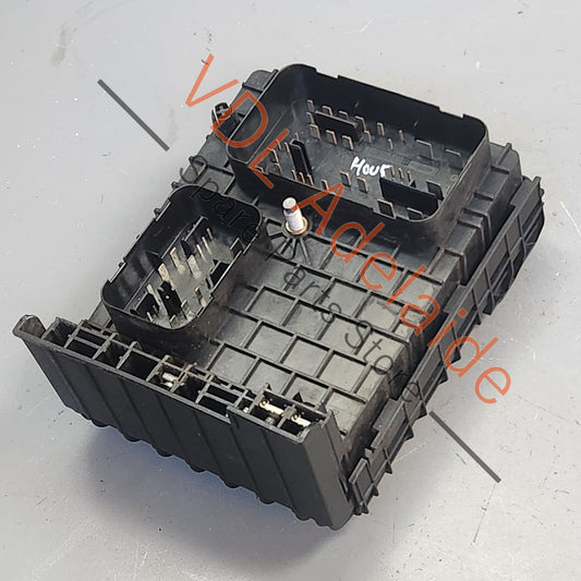 1K0937124K    VW Golf R MK6 Front Engine Compartment Fuse & Relay Panel Box 1K0937124K
