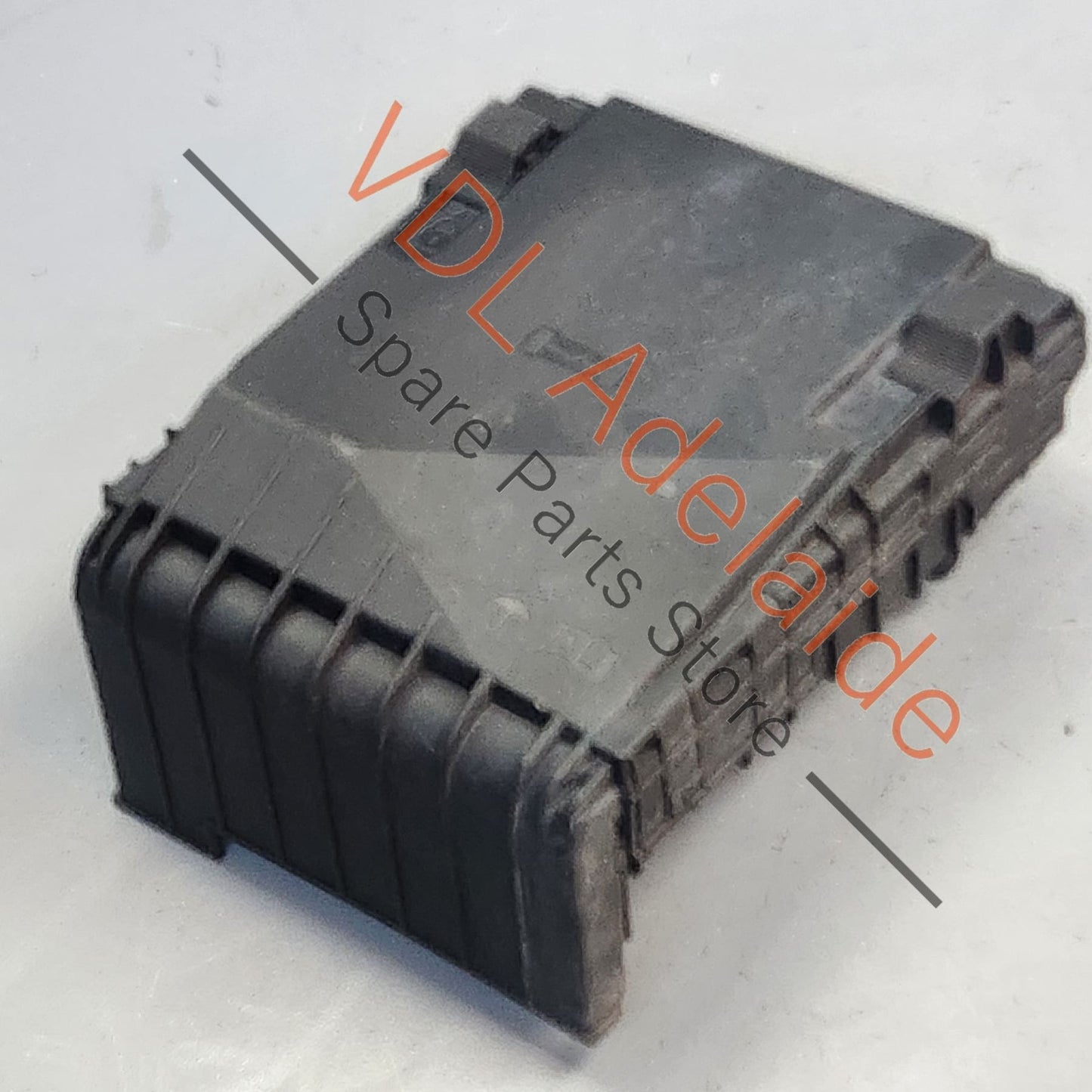 1K0937124K VW Golf R MK6 Front Engine Compartment Fuse & Relay Panel Box 1K0937124K