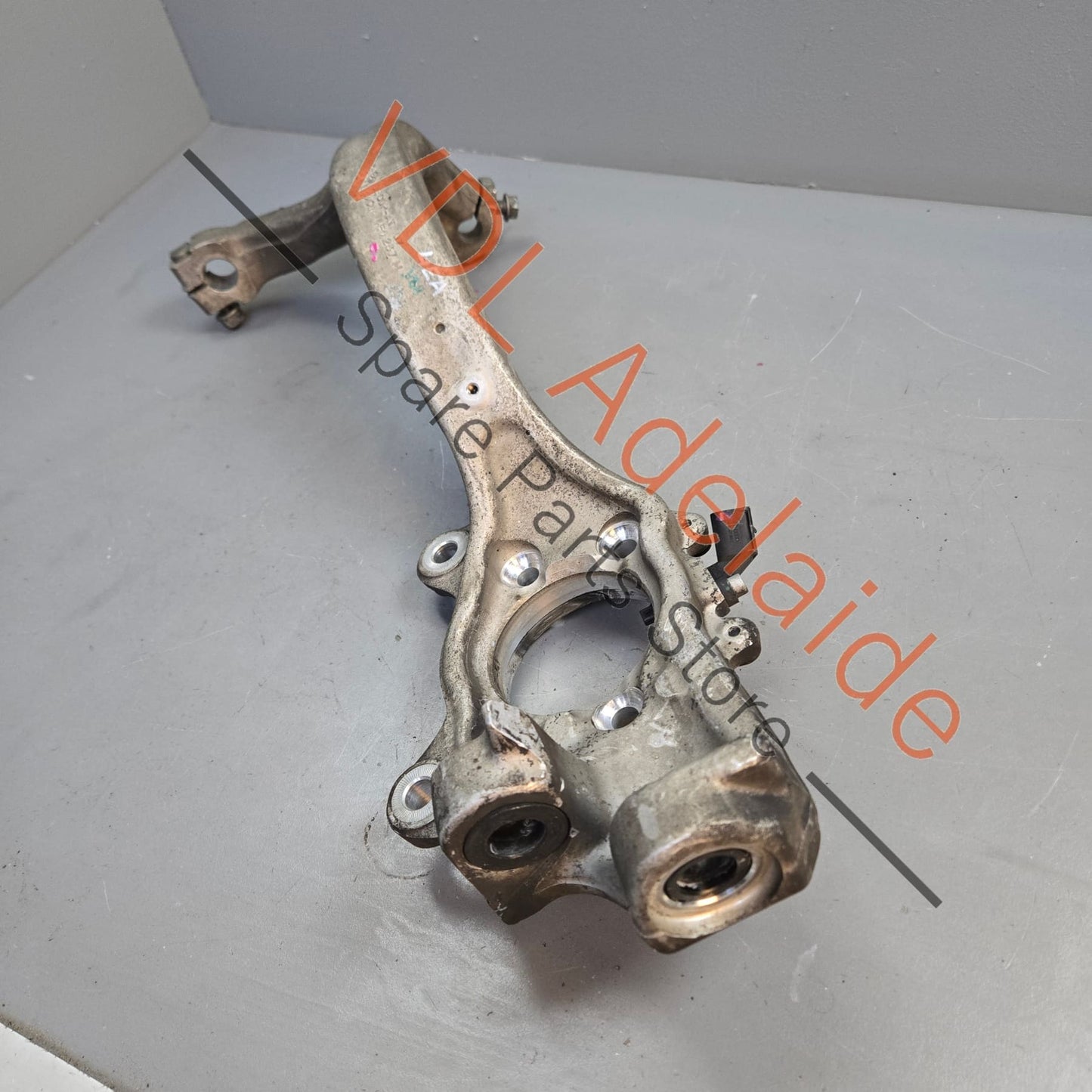 4E0407253Q Audi A8 D3 4E Front Left Wheel Bearing Housing Hub Knuckle 4E0407253Q 92mm