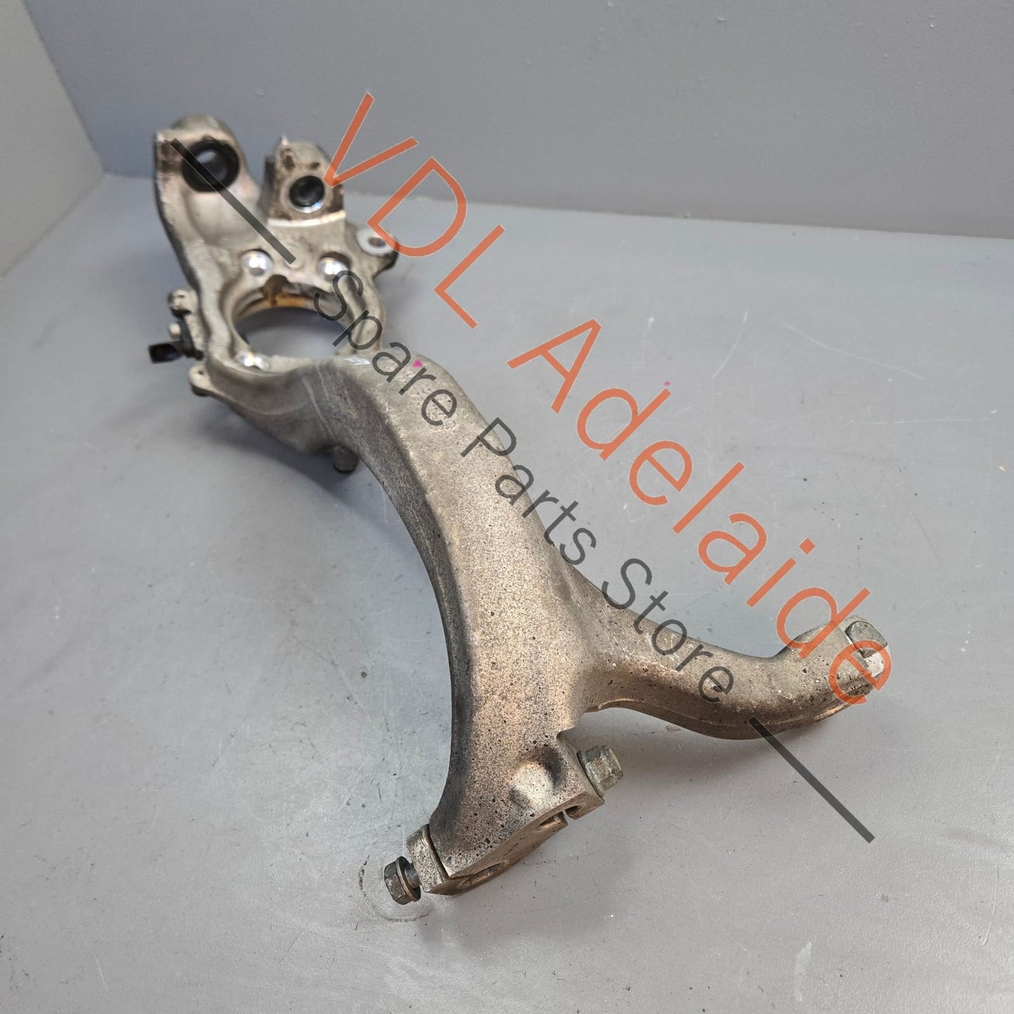 4E0407253Q Audi A8 D3 4E Front Left Wheel Bearing Housing Hub Knuckle 4E0407253Q 92mm