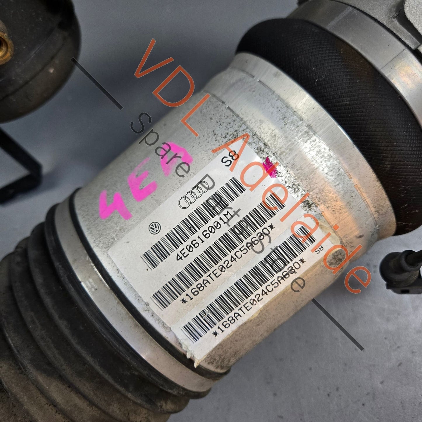4E0616001M 4E0616001T Audi D3 S8 Rear Left Shock Absorber Air Suspension Strut 4E0616001M 4E0616001T