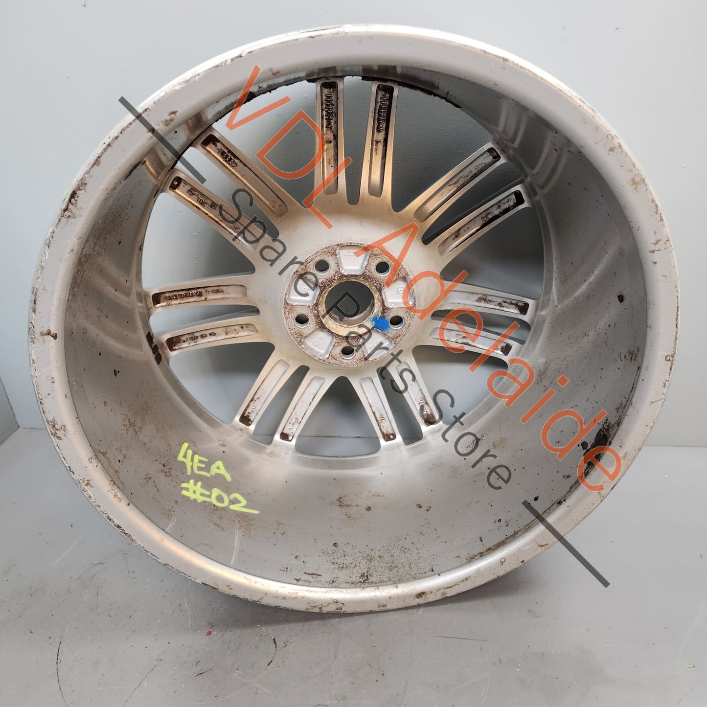 4E0601025AP Audi S8 A8 D3 20 x 9 Alloy Wheel 7 Dual Spoke Speedline #02