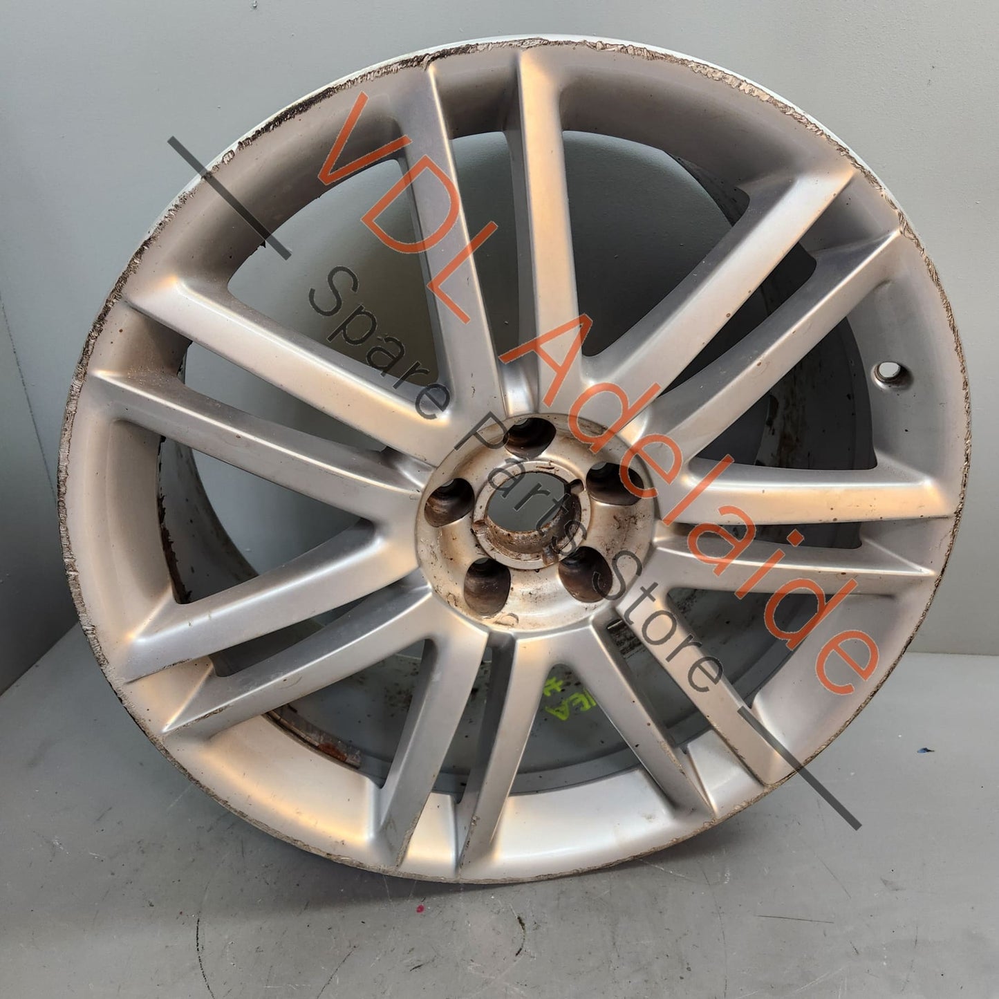 4E0601025AP Audi S8 A8 D3 20 x 9 Alloy Wheel 7 Dual Spoke Speedline #04