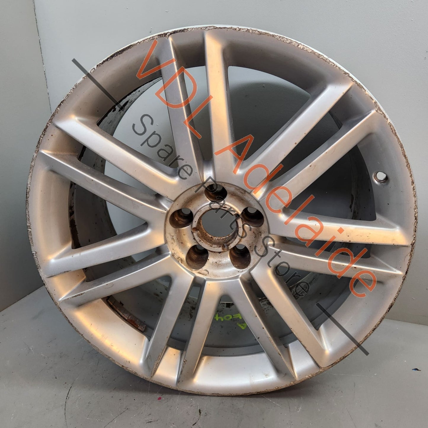 4E0601025AP Audi S8 A8 D3 20 x 9 Alloy Wheel 7 Dual Spoke Speedline #04