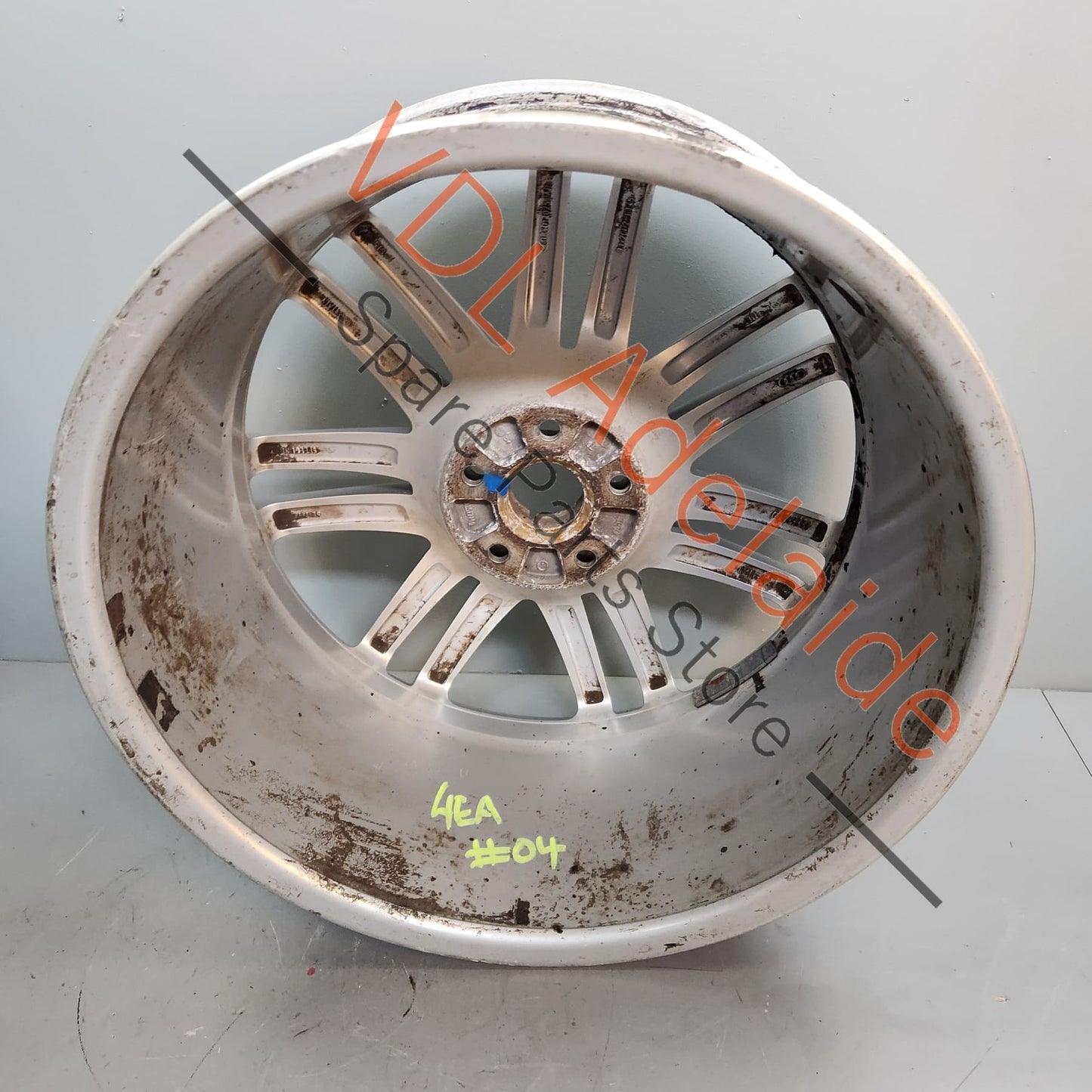4E0601025AP Audi S8 A8 D3 20 x 9 Alloy Wheel 7 Dual Spoke Speedline #04