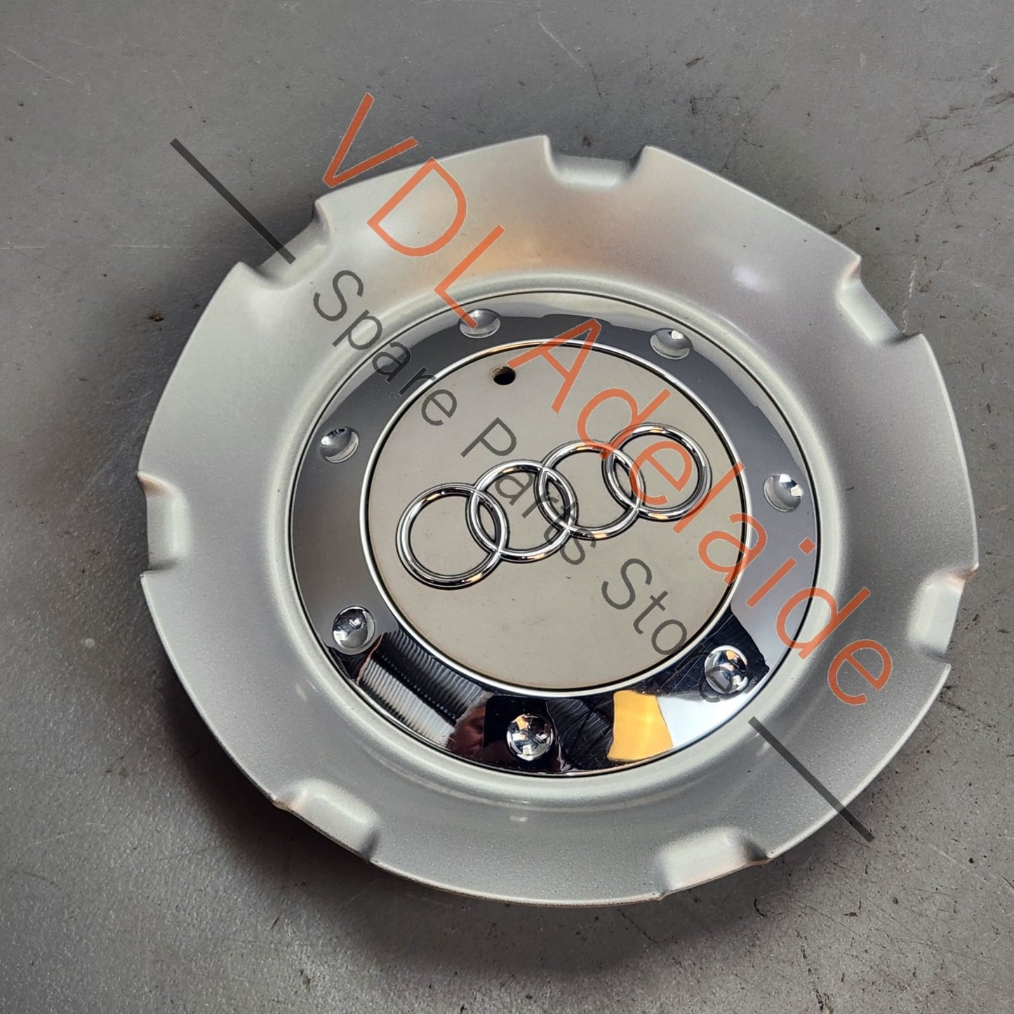 8E0601165NSRA 8E0601165N Audi A8 S8 Wheel Centre Hub Cap 8E0601165N SRA