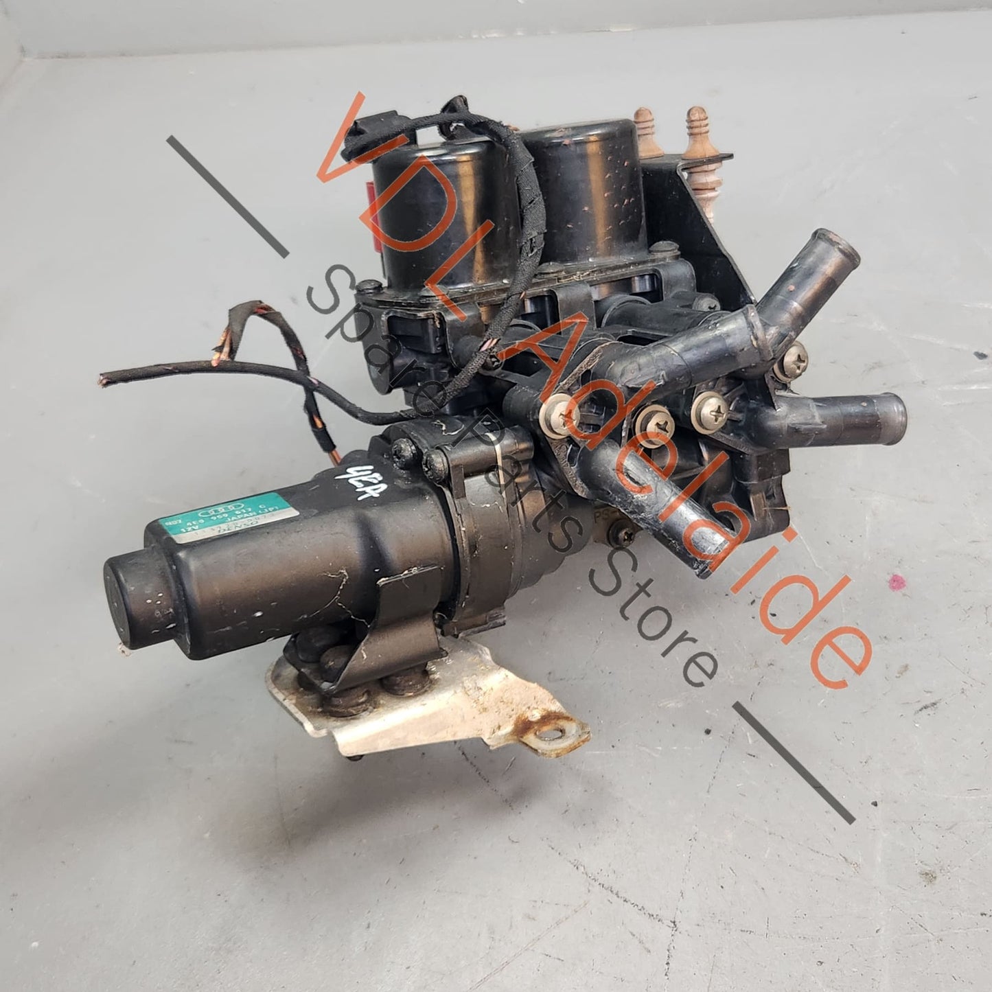 4E0959617C Audi A8 S8 D3 Air Conditioning Control Valve Block 4E0959617C