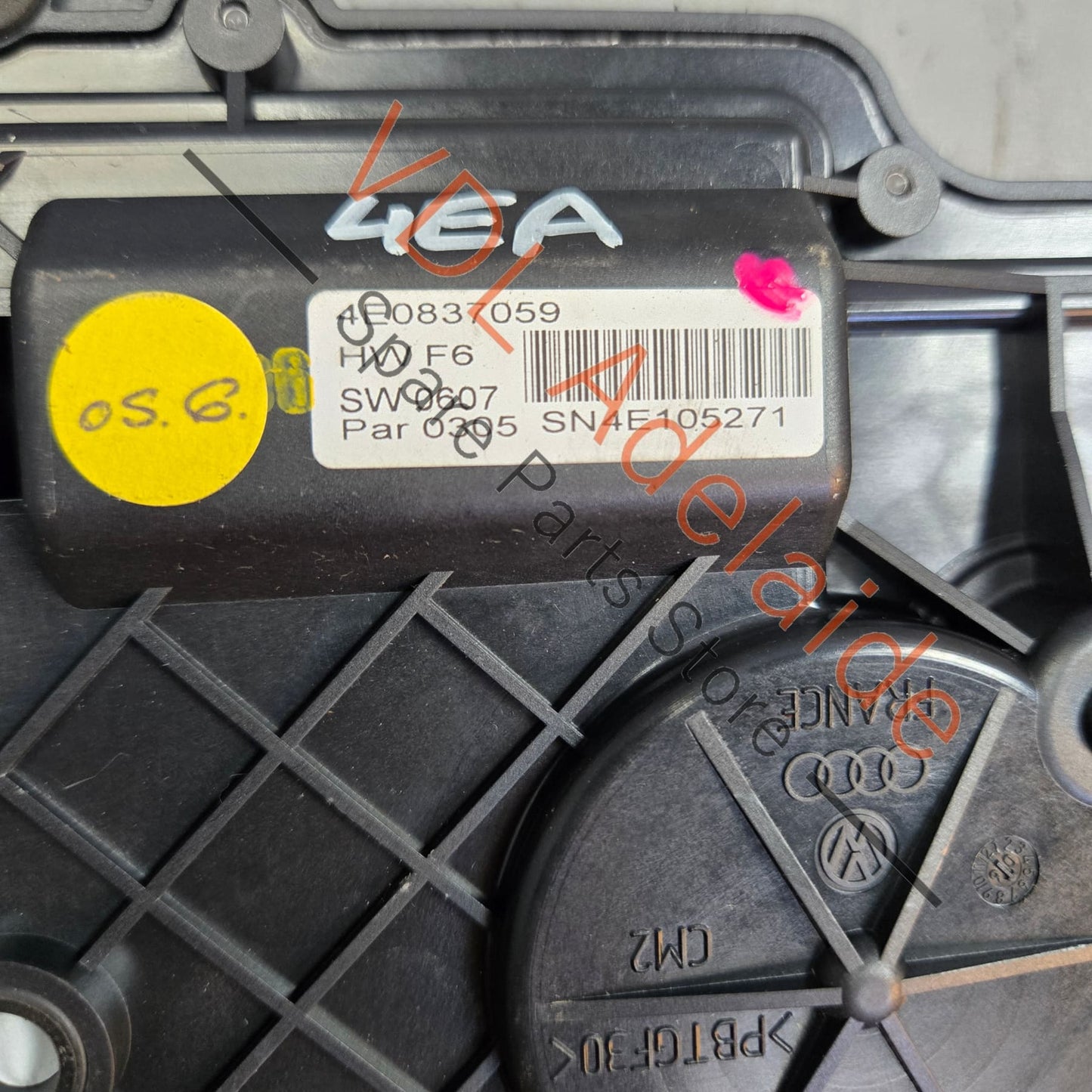 4E0837059 Audi A8 D3 S8 Power Door Latch Lock Motor 4E0837059