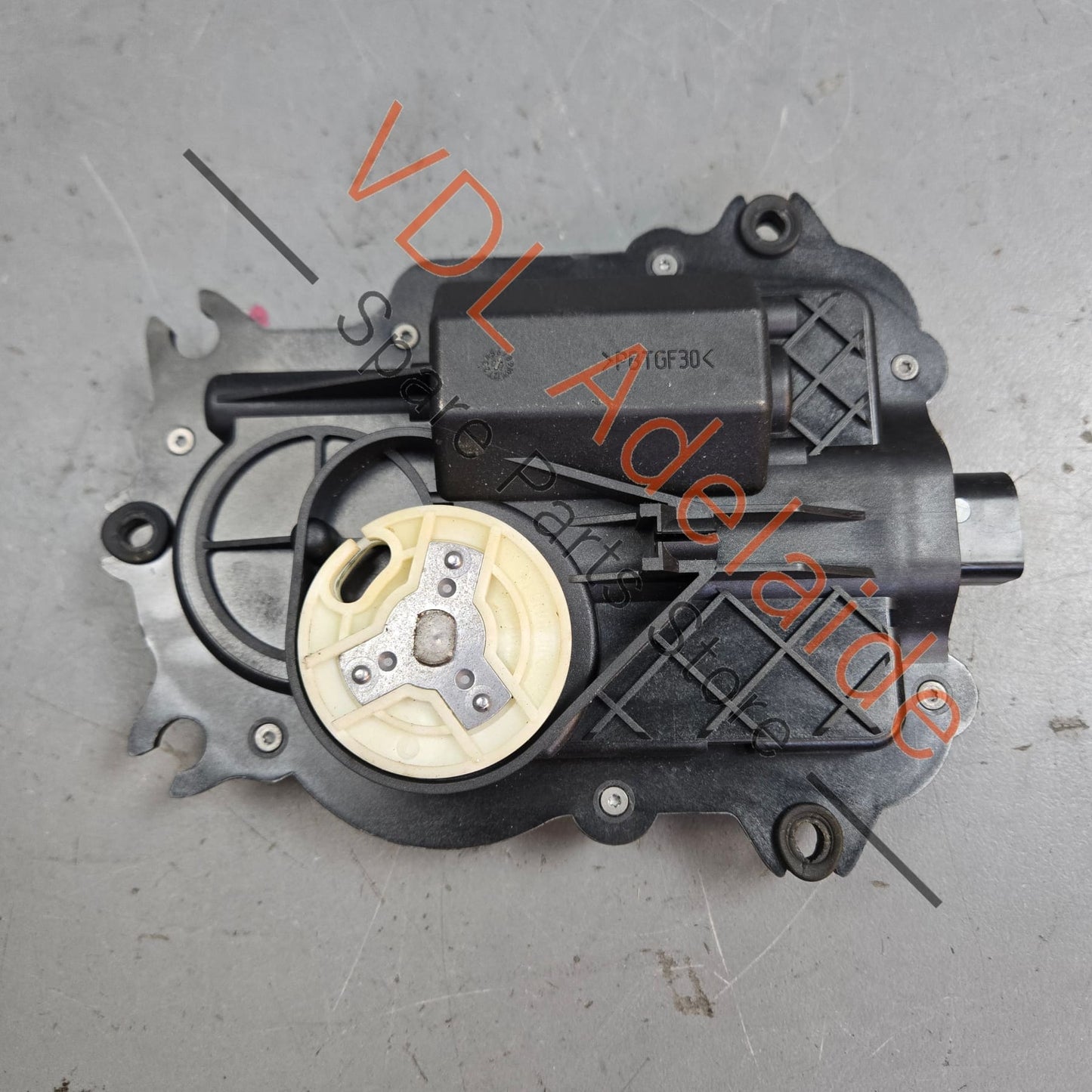 4E0837059 Audi A8 D3 S8 Power Door Latch Lock Motor 4E0837059