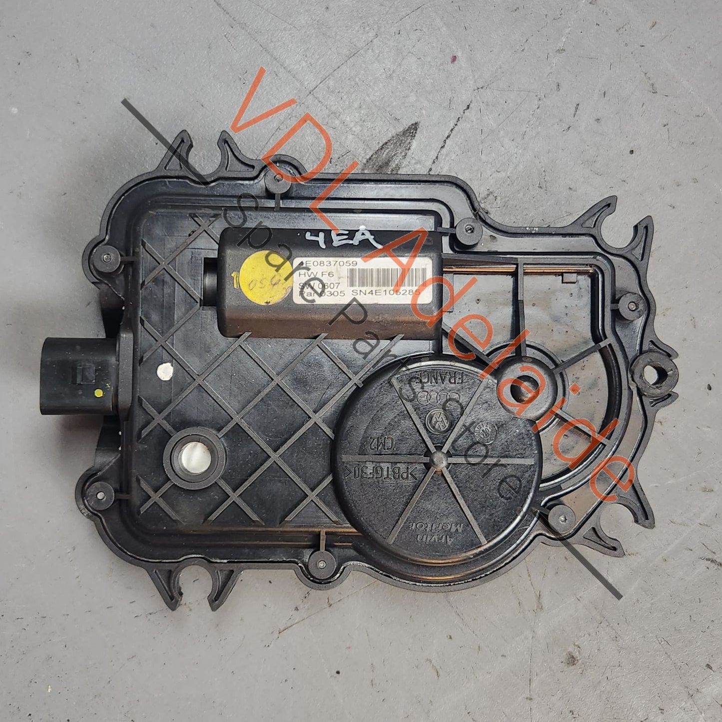 4E0837059 Audi A8 D3 S8 Power Door Latch Lock Motor 4E0837059