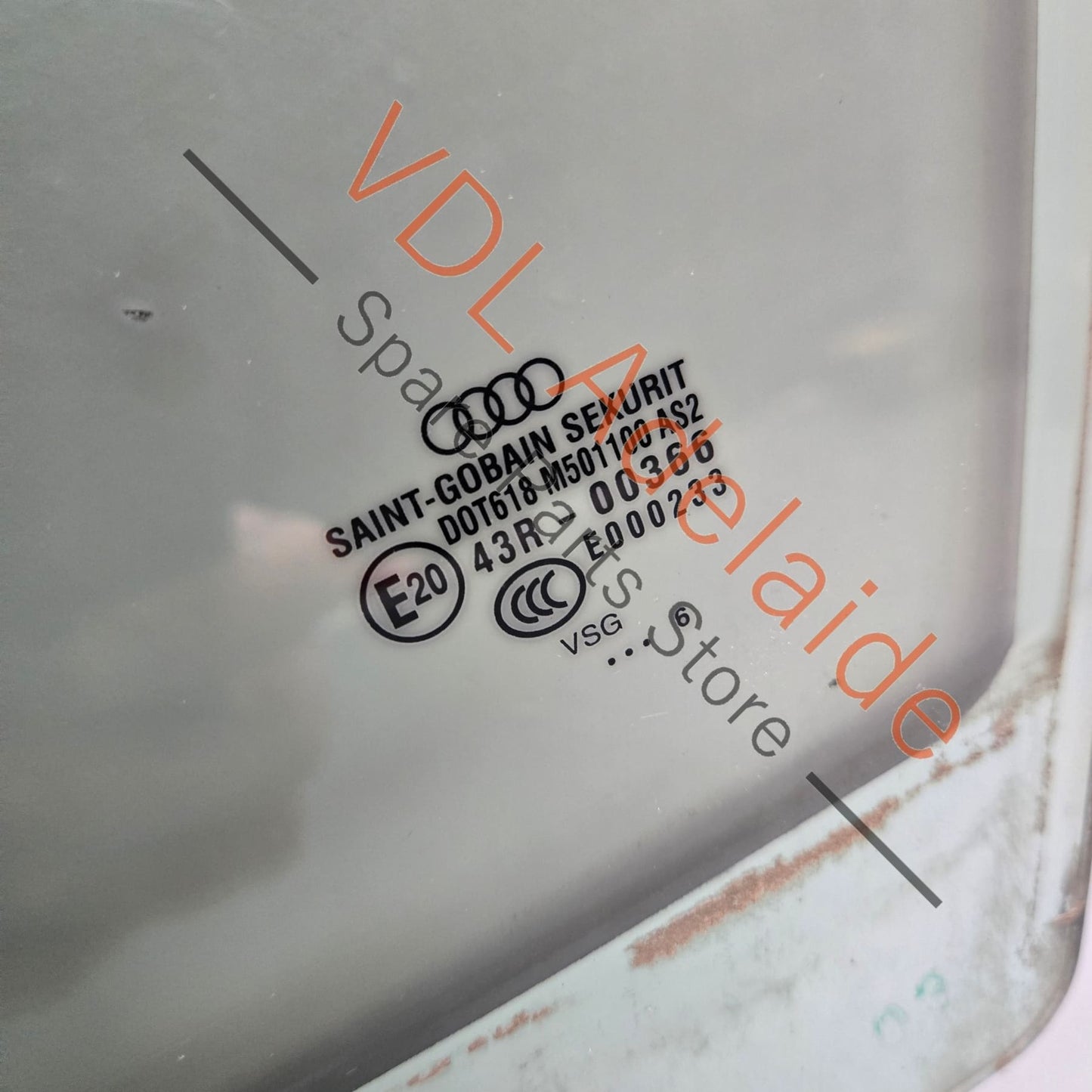 4E0845021G Audi A8 D3 4E D3 Left Front Door Glass Anti-intrusion 4E0845021G