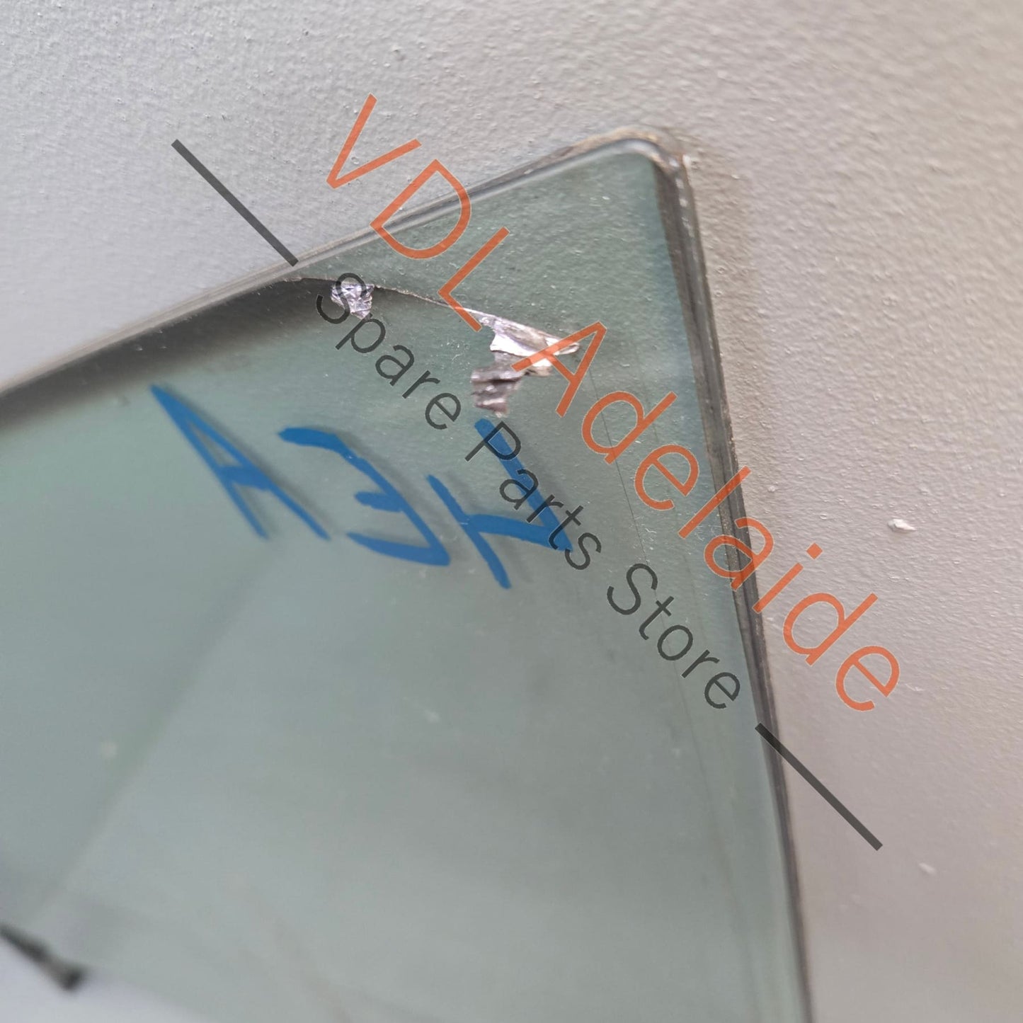 4E0845022G Audi A8 4E D3 Right Front Door Glass Anti-intrusion 4E0845022G