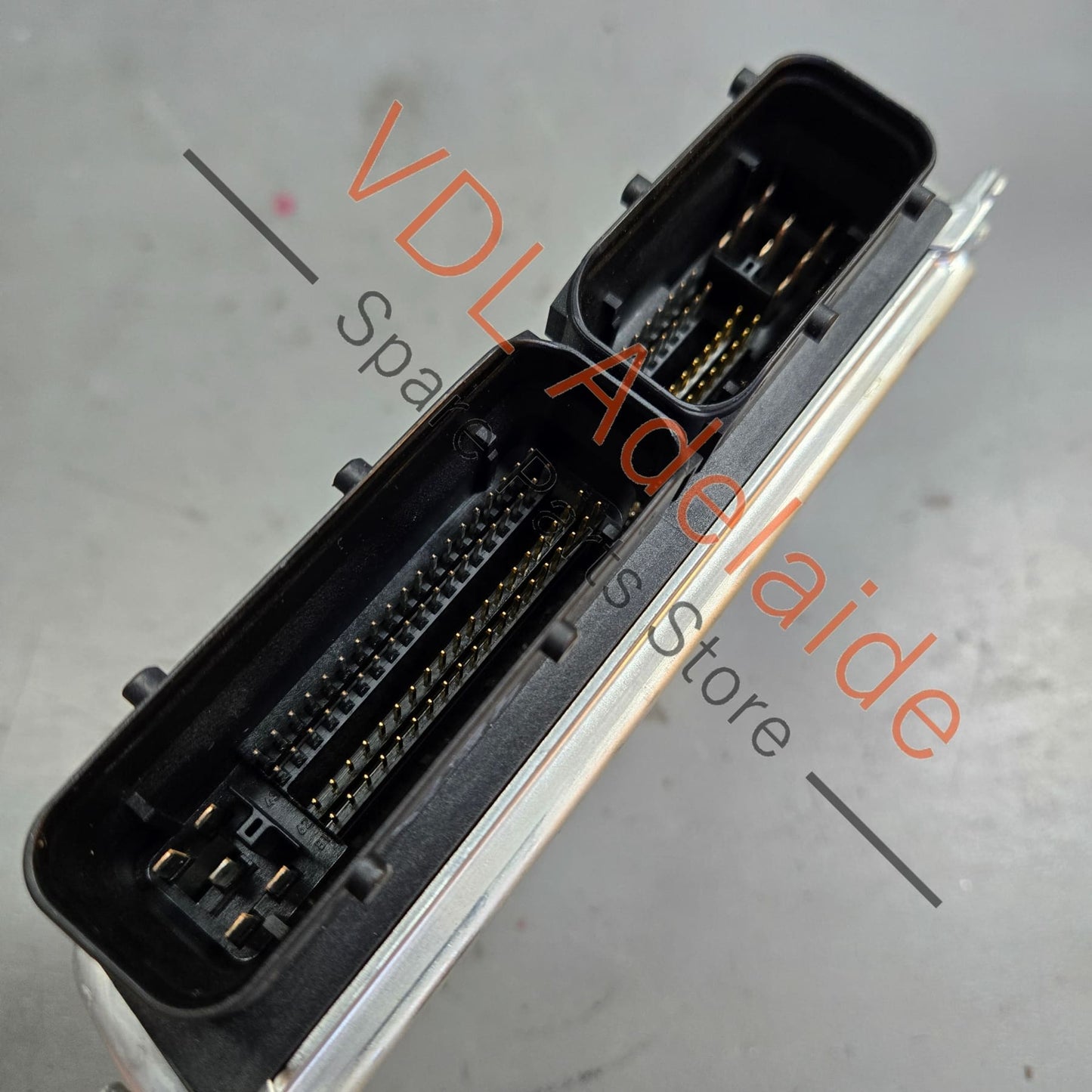 4E0910553L 4E0907553F 4E0910553J Audi A8 S8 D3 Adaptive Air Suspension Control Module 4E0910553L