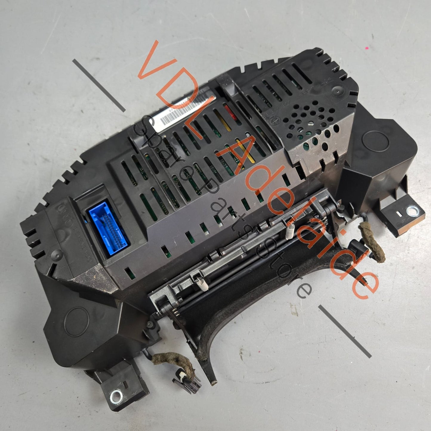 4E0920931N Audi S8 V10 D3 Instrument Cluster Dash Screen 300kmh 4E0920931N