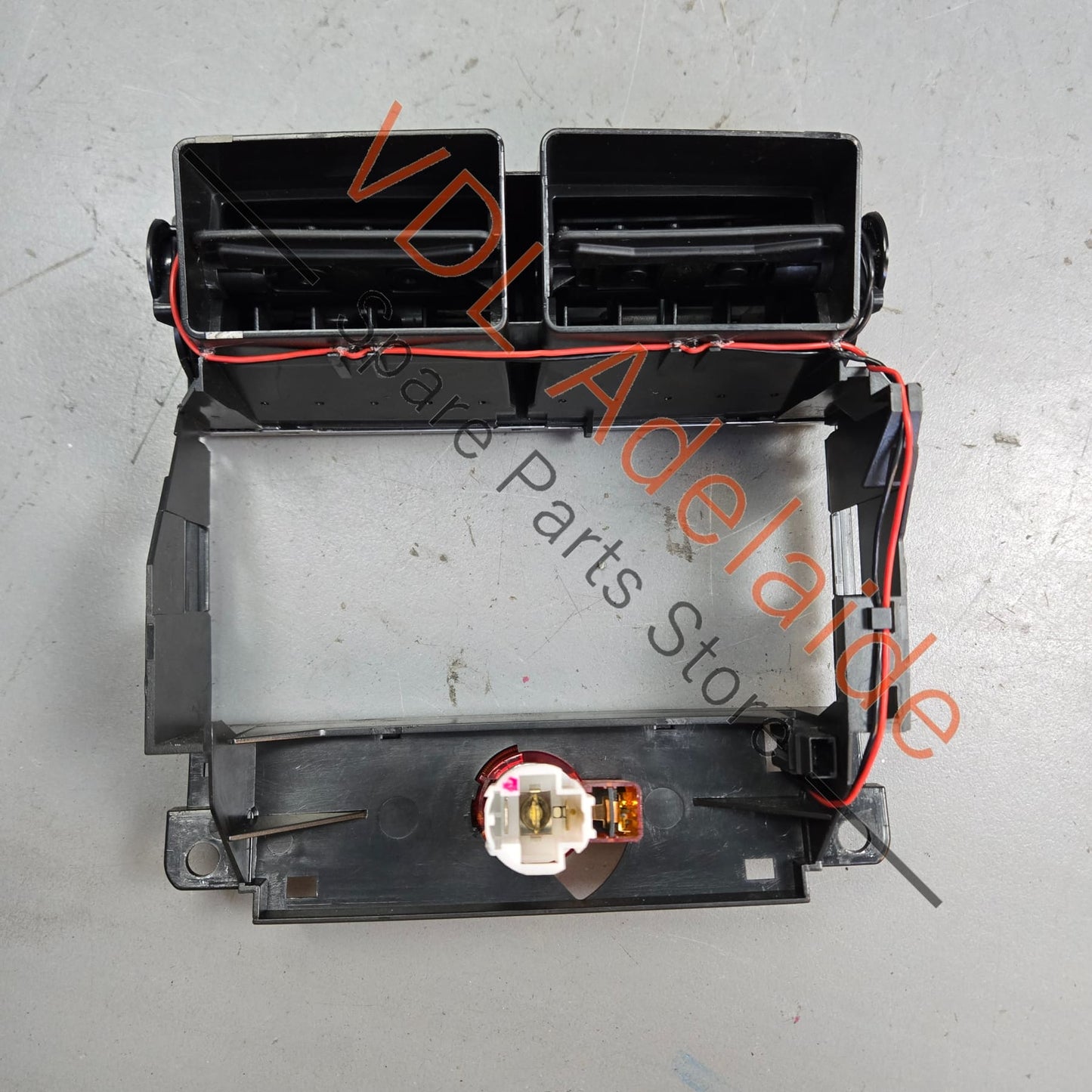 4E0819203D 4E0819203D3Q7 4E0819203B Audi A8 D3 4E Rear Sear Passenger Air Vent 4E0819203D 3Q7