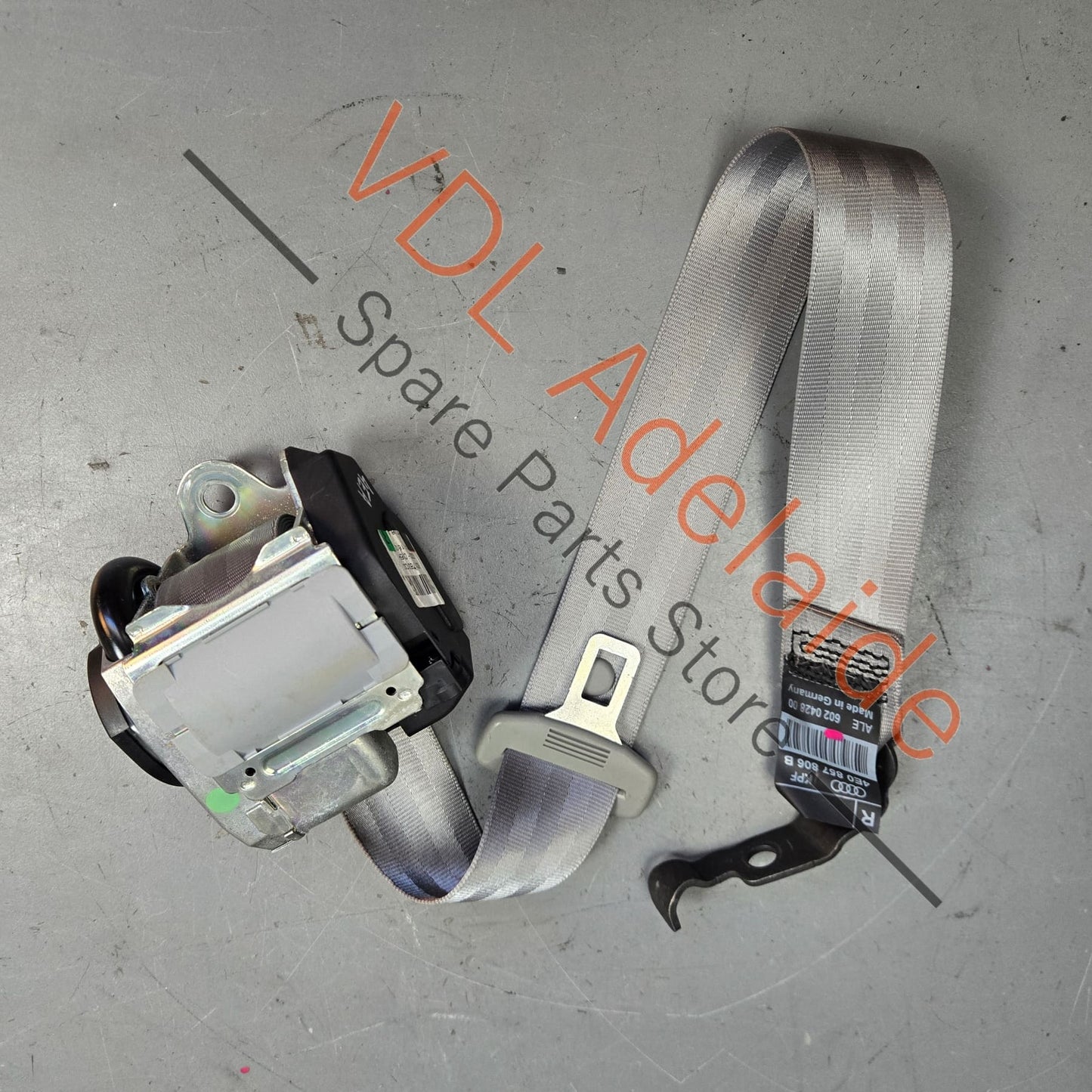 4E0857806BKPF 4E0857806B Audi A8 S8 Rear Right Seat Belt Seatbelt 4E0857806B KPF Colour Platinum
