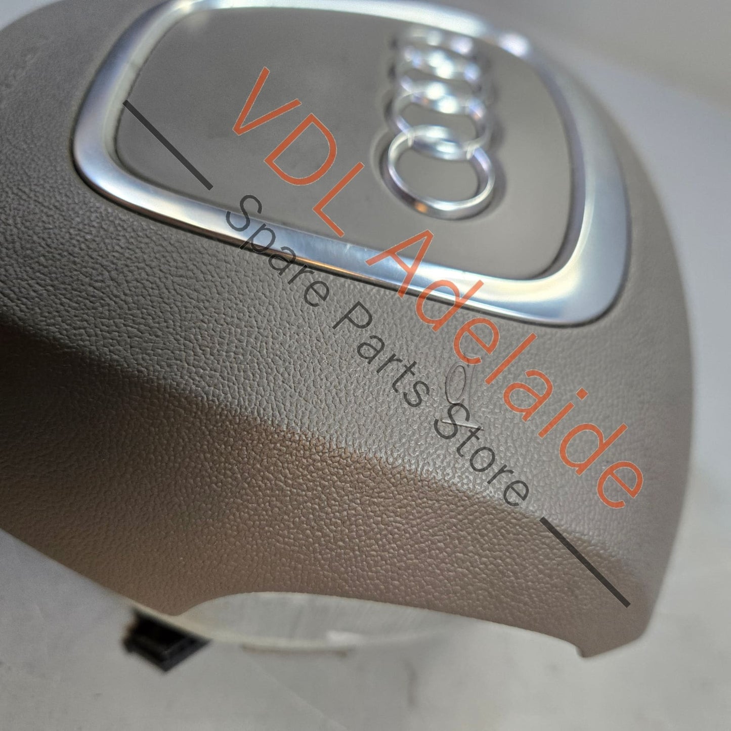 4E0880201BN26Z Audi A8 Steering Wheel Airbag 4E0880201BN 26Z Colour Swing/Dark Grey