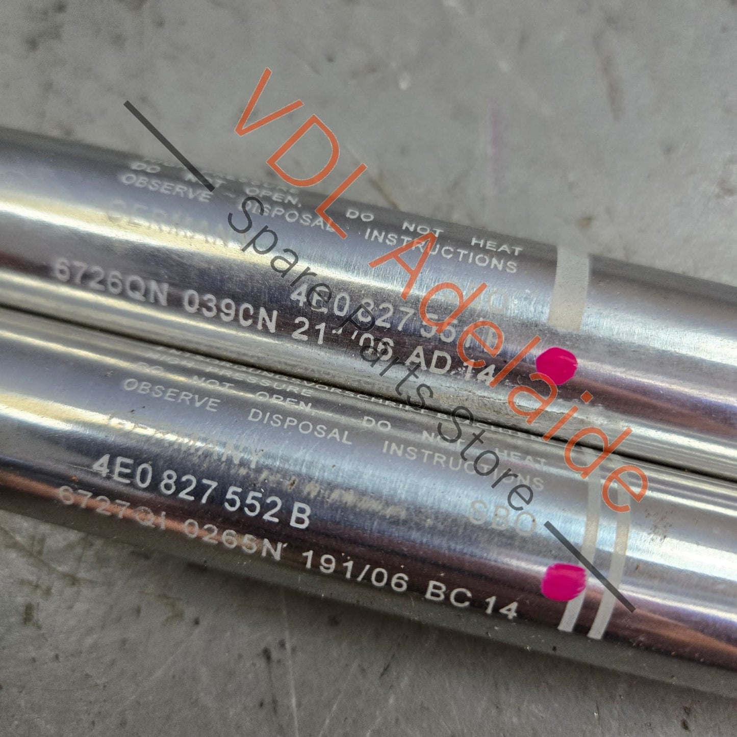 4E0827551C 4E0827552C Audi A8 S8 Rear Lid Boot Gas Lift Strut Pair 4E0827551C 4E0827552C