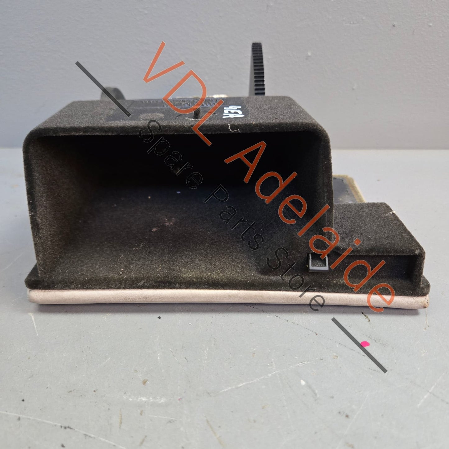 4E2857920A 4E2857920A5VQ Audi A8 S8 Drivers Side Glove Compartment Box Lid 4E2857920A 5VQ