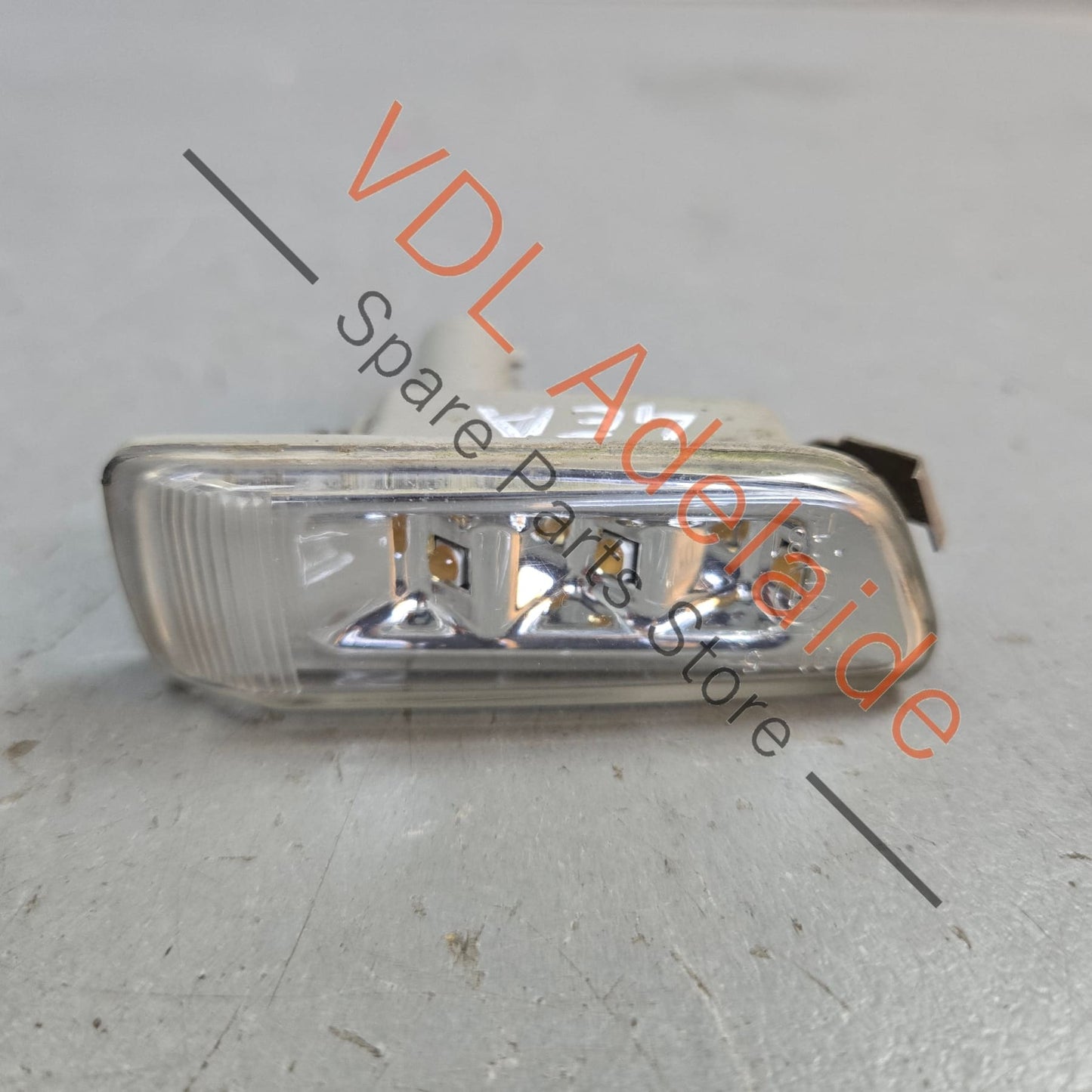 4E0949127 Audi A8 S8 Left Turn Signal Blinker Flasher 4E0949127