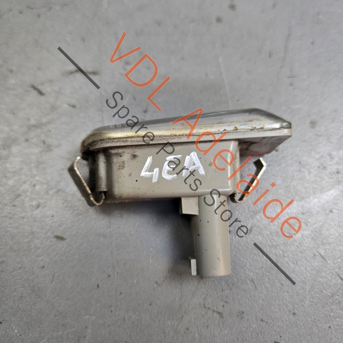 4E0949127 Audi A8 S8 Left Turn Signal Blinker Flasher 4E0949127