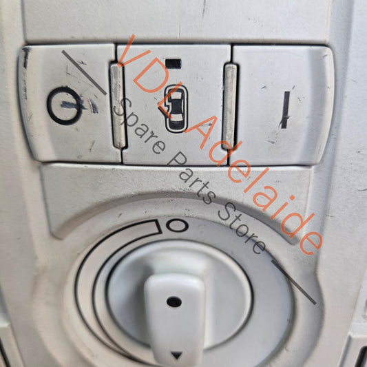 4E0947137C9NQ 4E0947111AC9NQ 4E0947139AM Audi A8 S8 Interior Dome Light for cars with Rear Blind and Sunroof 4E0947111AC 9NQ 4E0947137C 4E0947139AM