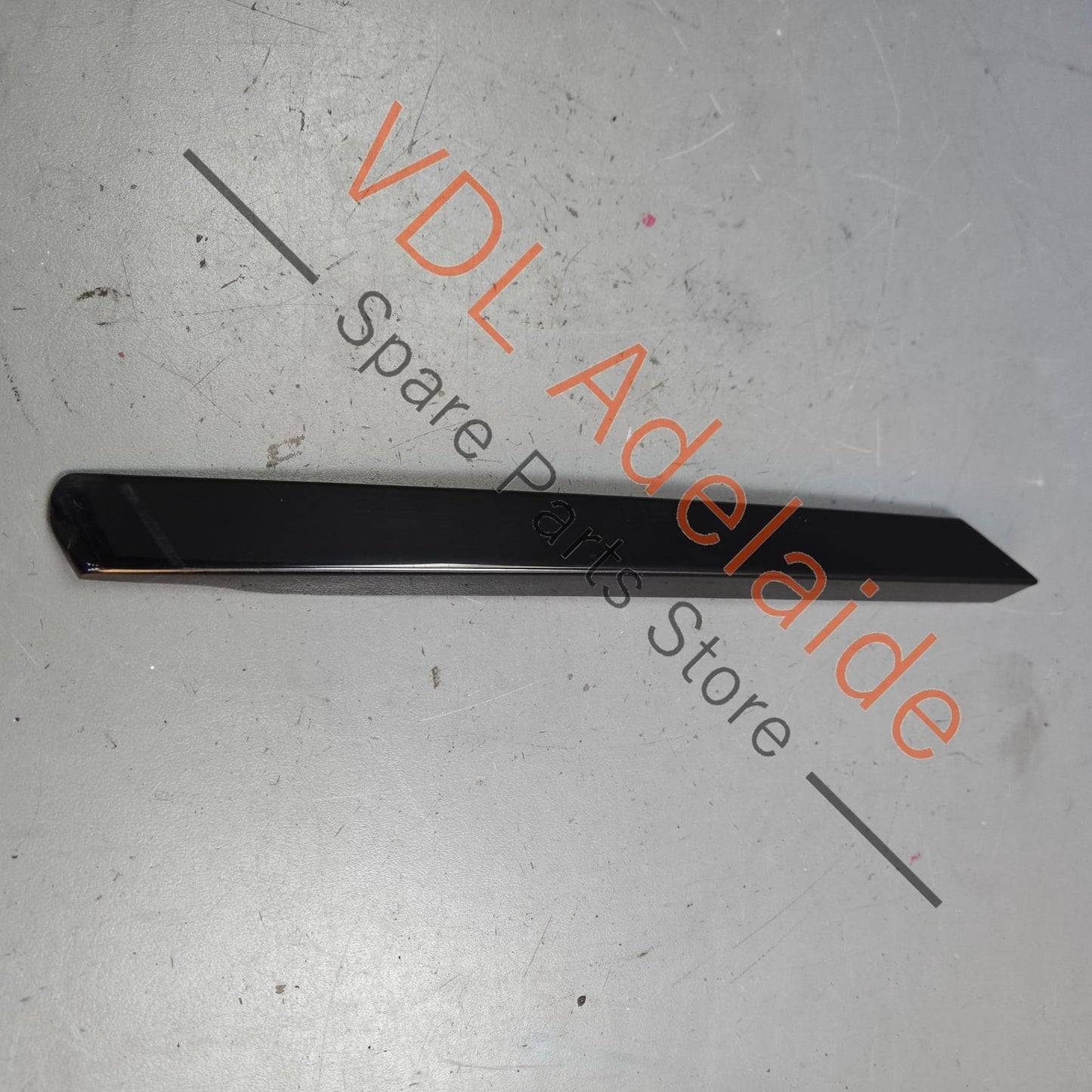 4E0853378B 4E0853378BY9B Audi A8 Exterior C Pillar Trim Gloss Black Right 4E0853378B Y9B