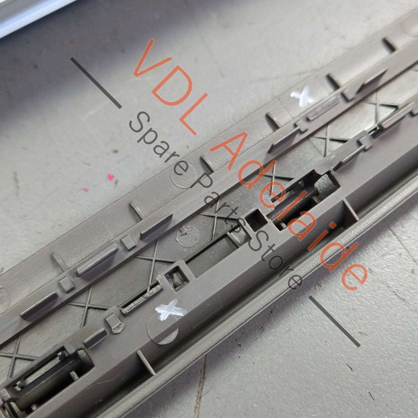 4E0861334G 4E0861978B Audi A8 Rear Right Electric Sun Blind Shade with drive motor assy 4E0861334G 4E0861978B