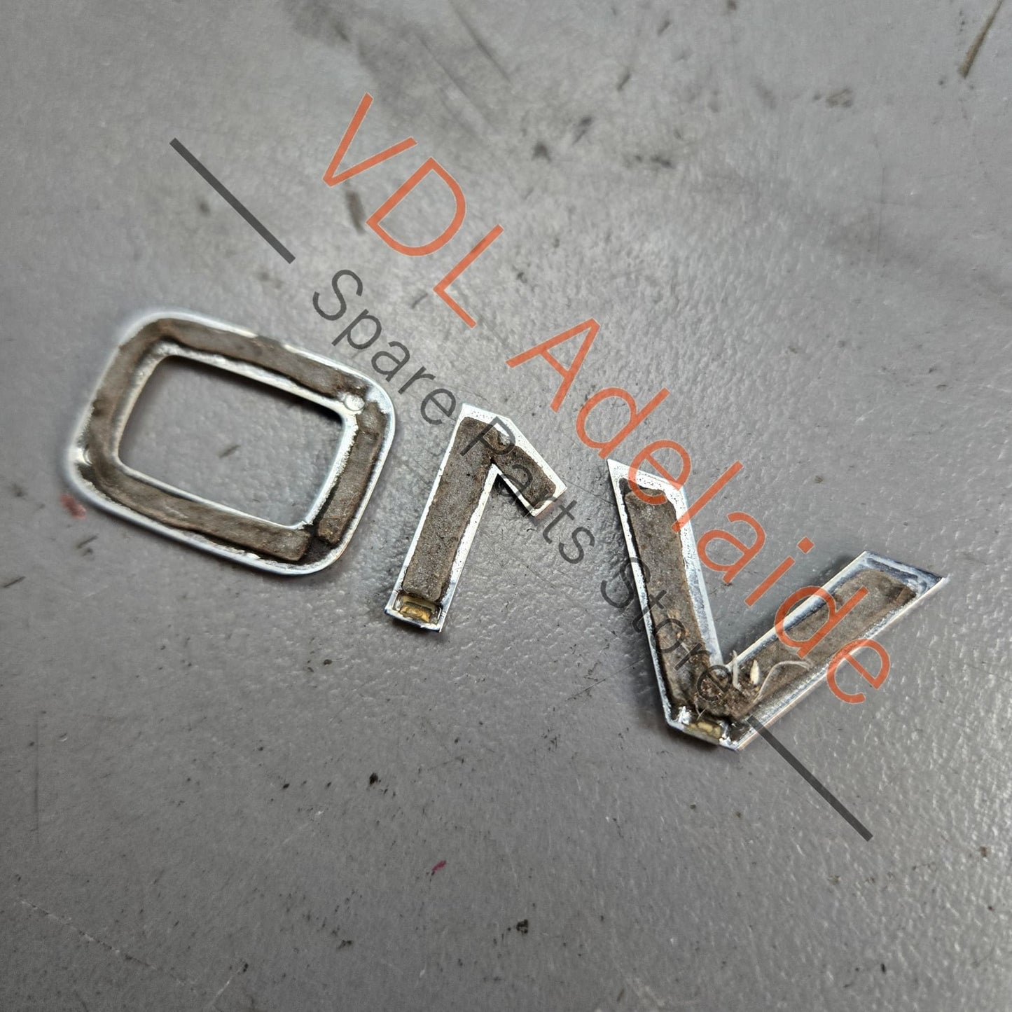 4E0853601A2ZZ 4E0853601A GENUINE Audi V10 Fender Guard Badge Inscription Emblem 4E0853601A 2ZZ R8 S8 RS6