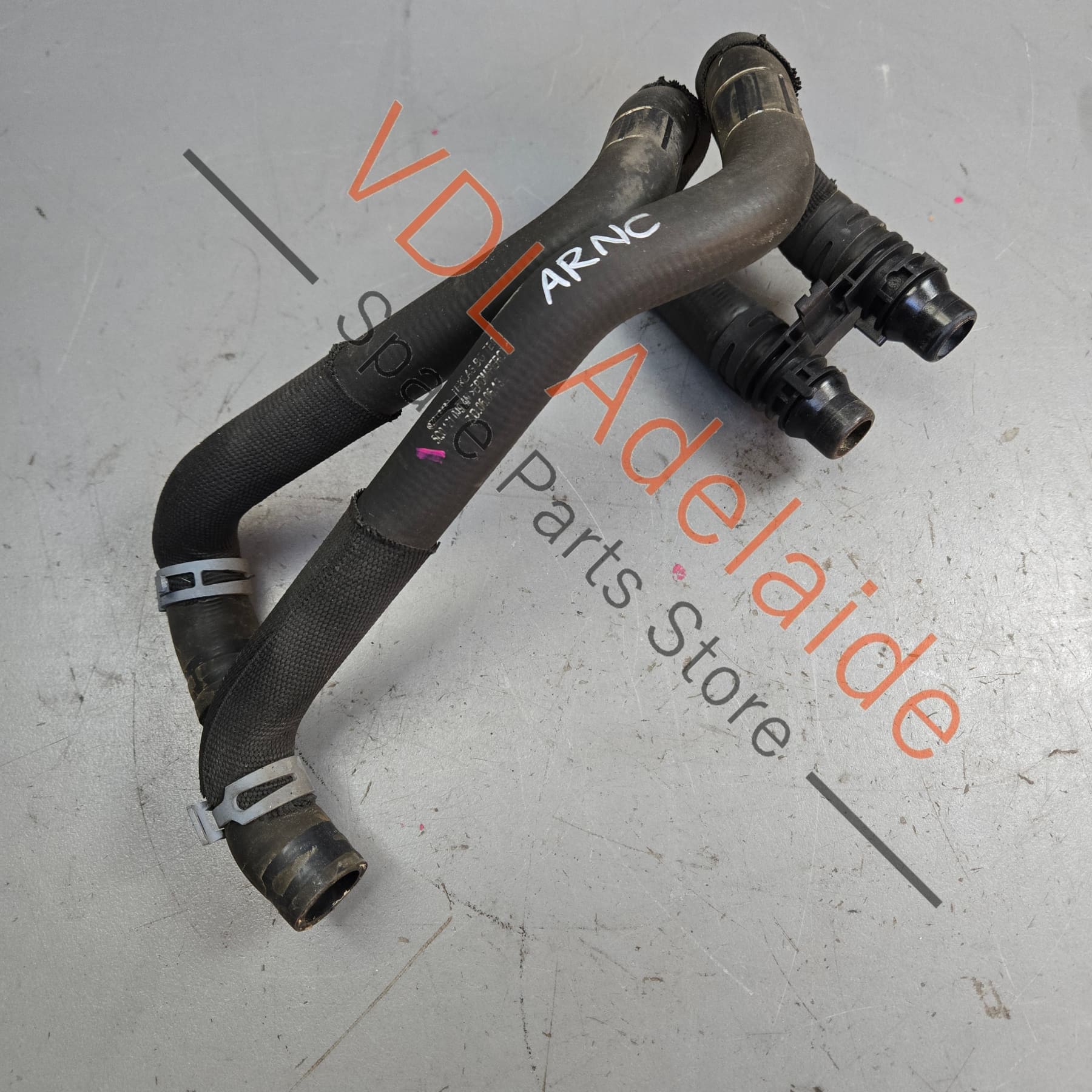 5Q0121101P 5Q0121051L   VW Golf R MK7 7.5 Additional Radiator Cooling Hoses Pipe 5Q0121101P 5Q0121051L