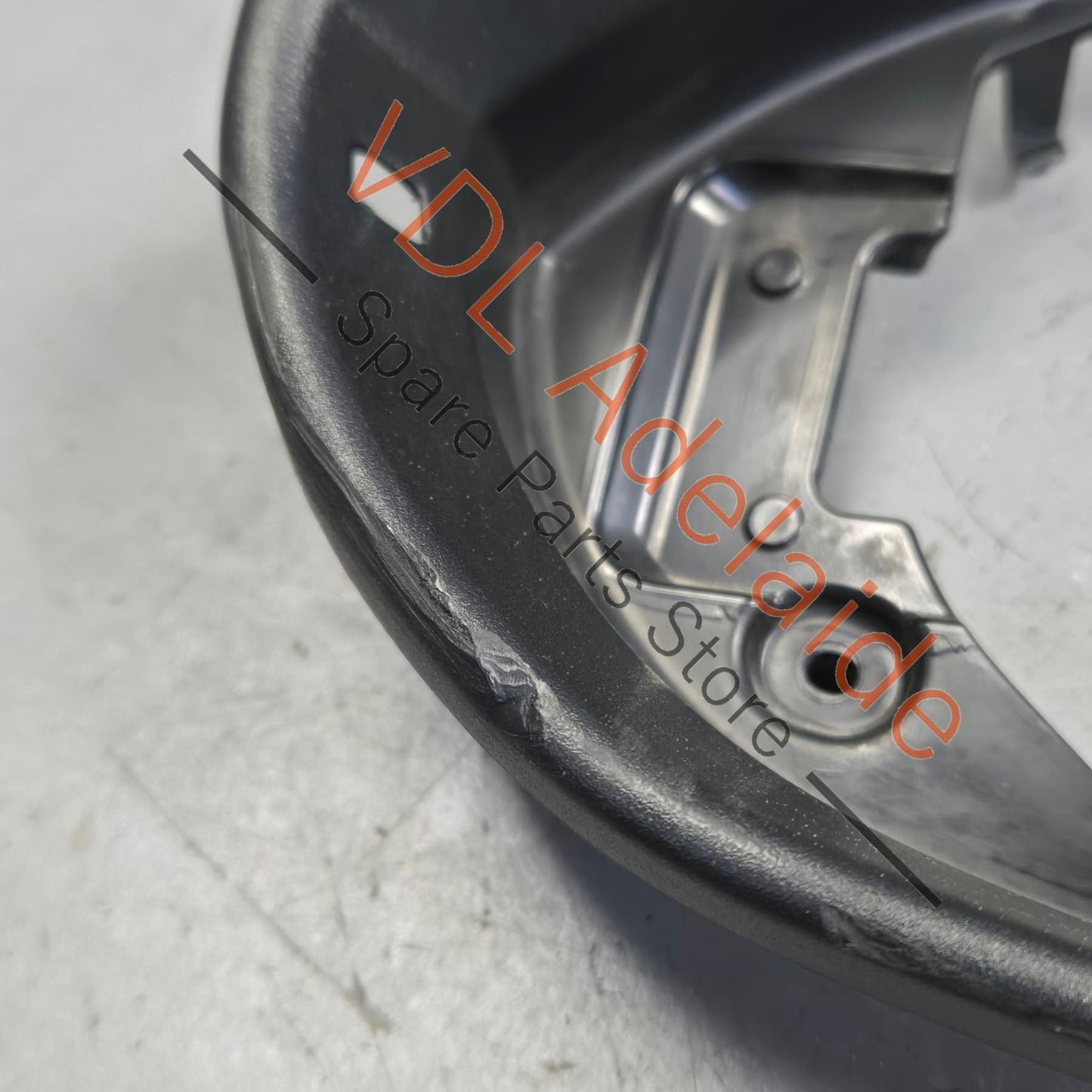 5G0857601A 5G0857601A9B9 VW Golf R MK7 Left Side Wing Mirror Frame 5G0857601A