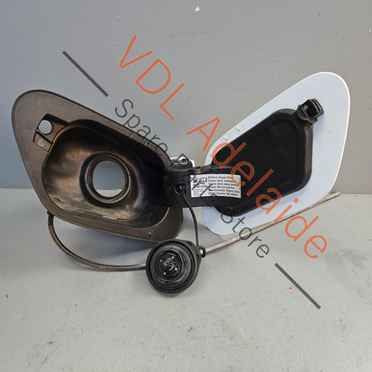 5G0809909 5G0809857   VW Golf GTi Mk7 Fuel Filler Flap Door and Cap 5G0809857 Pure White 0Q LC9A 5G0809909