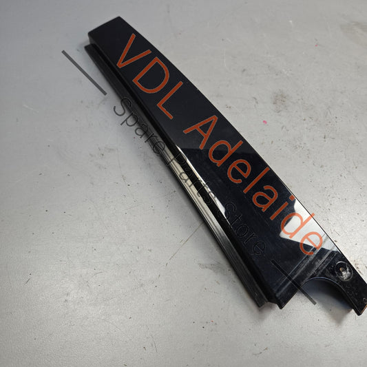 5G6839901B    VW Golf Mk7 Gloss Black Rear Left B Pillar Exterior Trim for Door Window Frame 5G6839901B