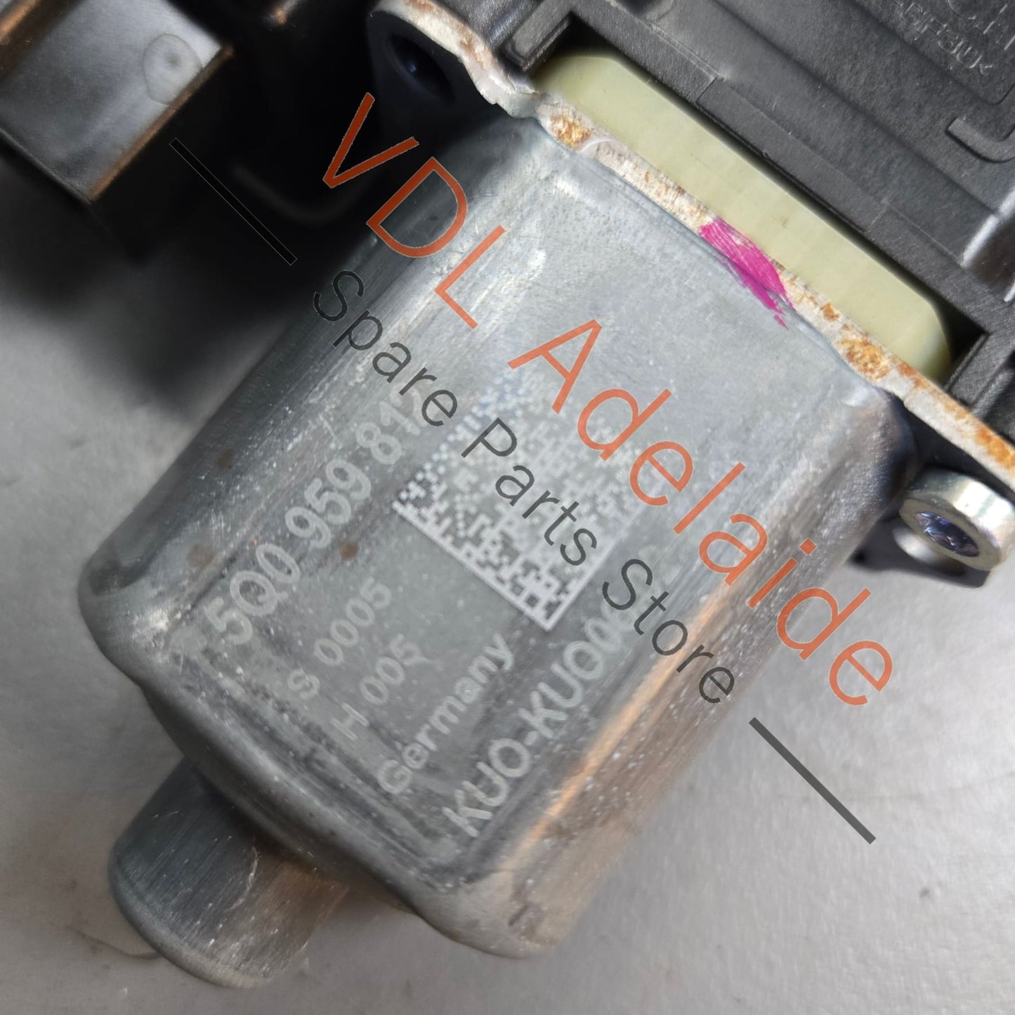 5Q0959811 5Q0959407 VW Golf MK7 Rear Right Window Regulator Motor 5Q0959812 5Q0959408
