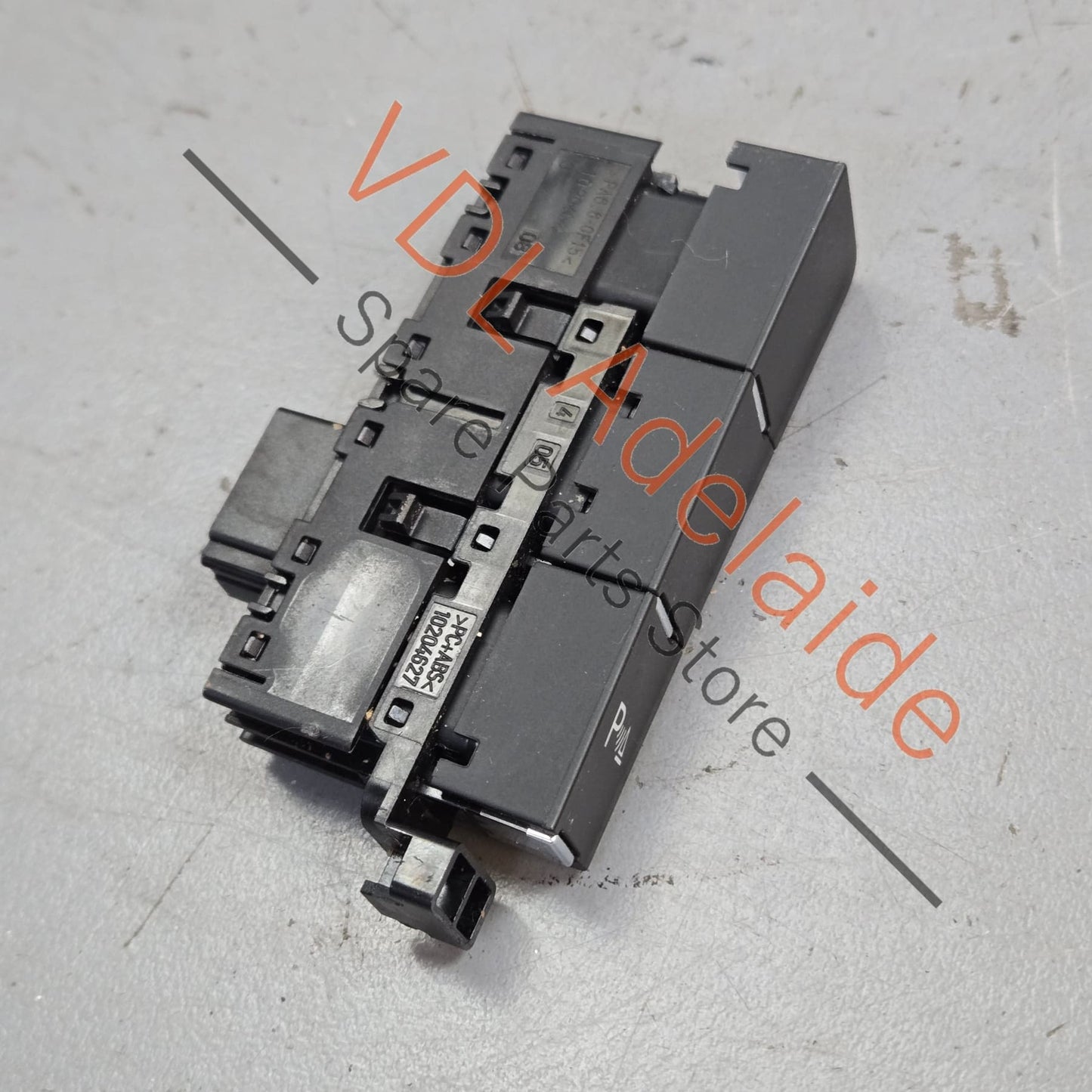5G1927238E VW Golf MK7 7.5 Centre Console Button for Parking Aid Switch 5G1927238E WZU