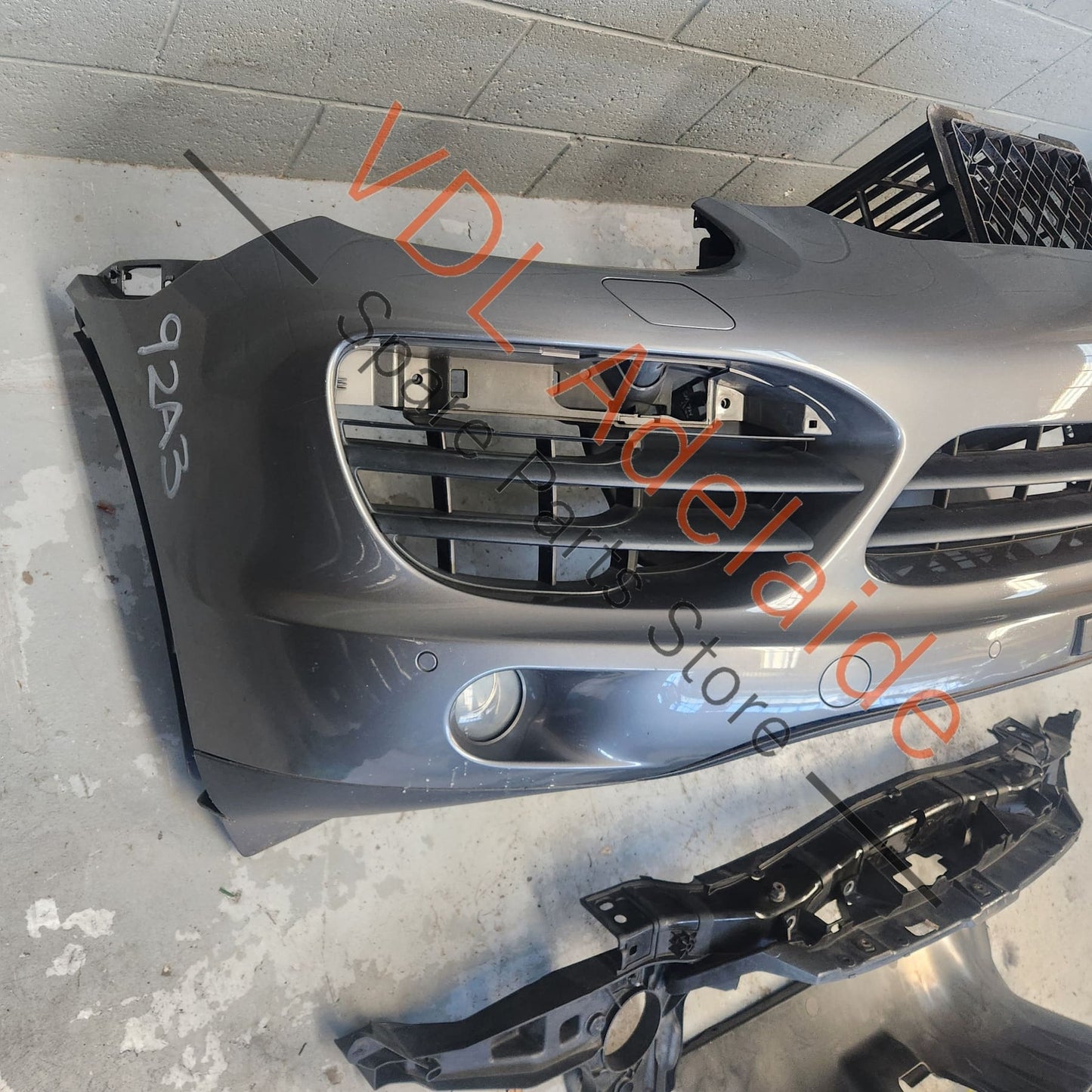 9Y0 043 061 50 Porsche Cayenne 958 Front Bumper w Grilles & Reo Bar Assembly with Headlight Washers 2010-2014 Meteor Gray Metallic M7W/9Q