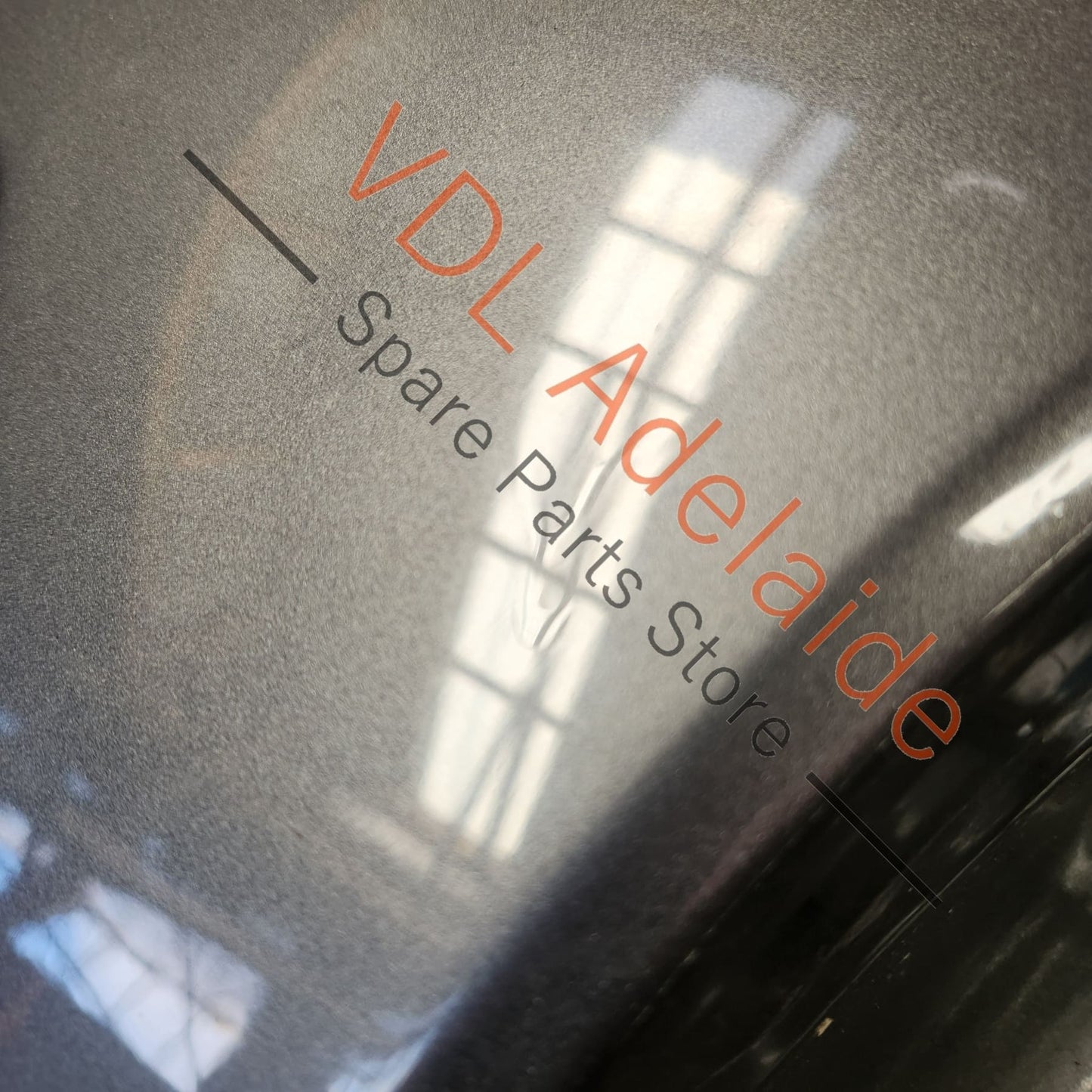 958 512 939 01 041 Porsche Cayenne 958 Rear Hatch Boot Lid Panel Meteor Gray Metallic M7W/9Q Incl rear spoiler 95851293901