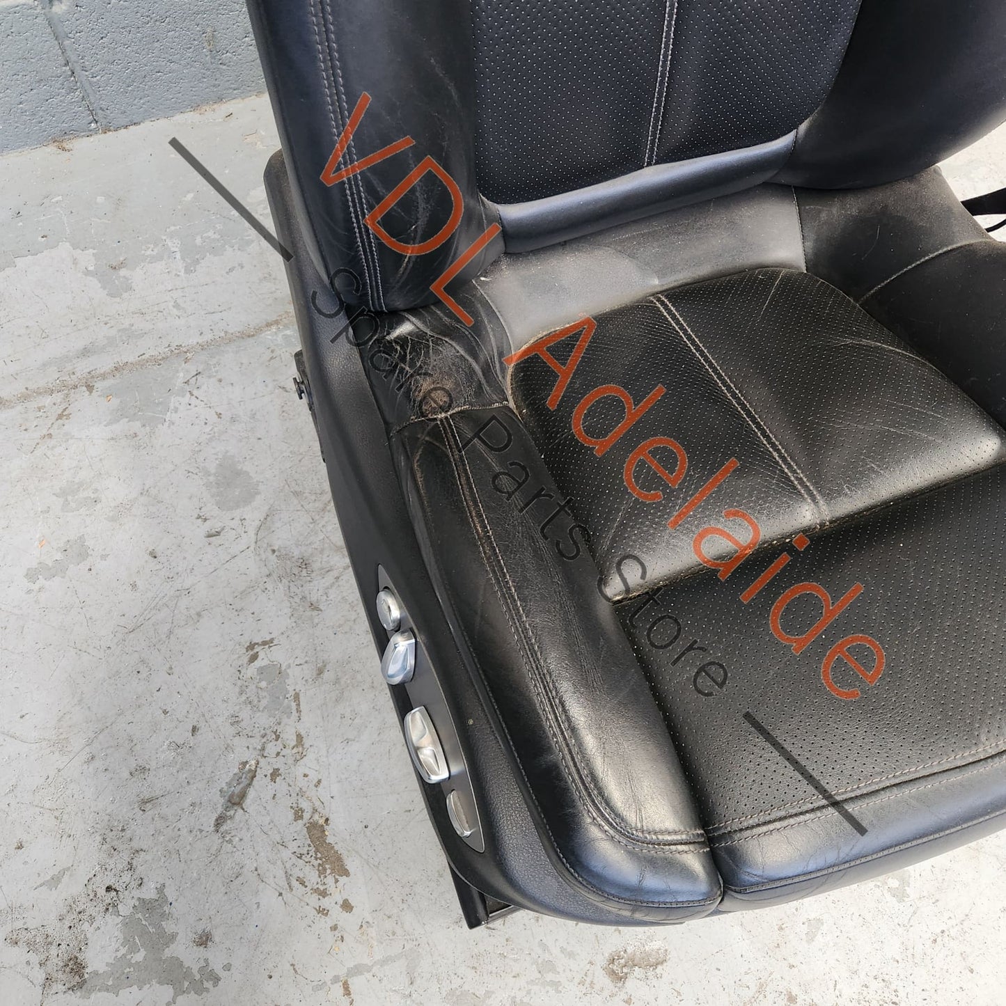 9A7959748B Porsche Cayenne 958 Front Right Seat Complete Black Leather w Heating 95861876004 9A7959748B